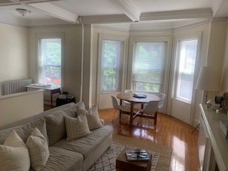 227 Newbury St, Back Bay