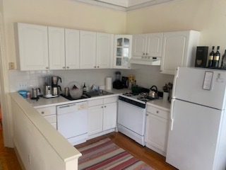 227 Newbury St, Back Bay