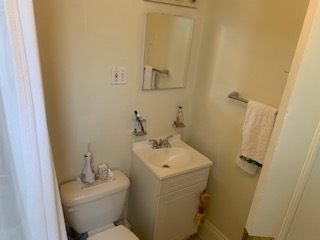 227 Newbury St, Back Bay