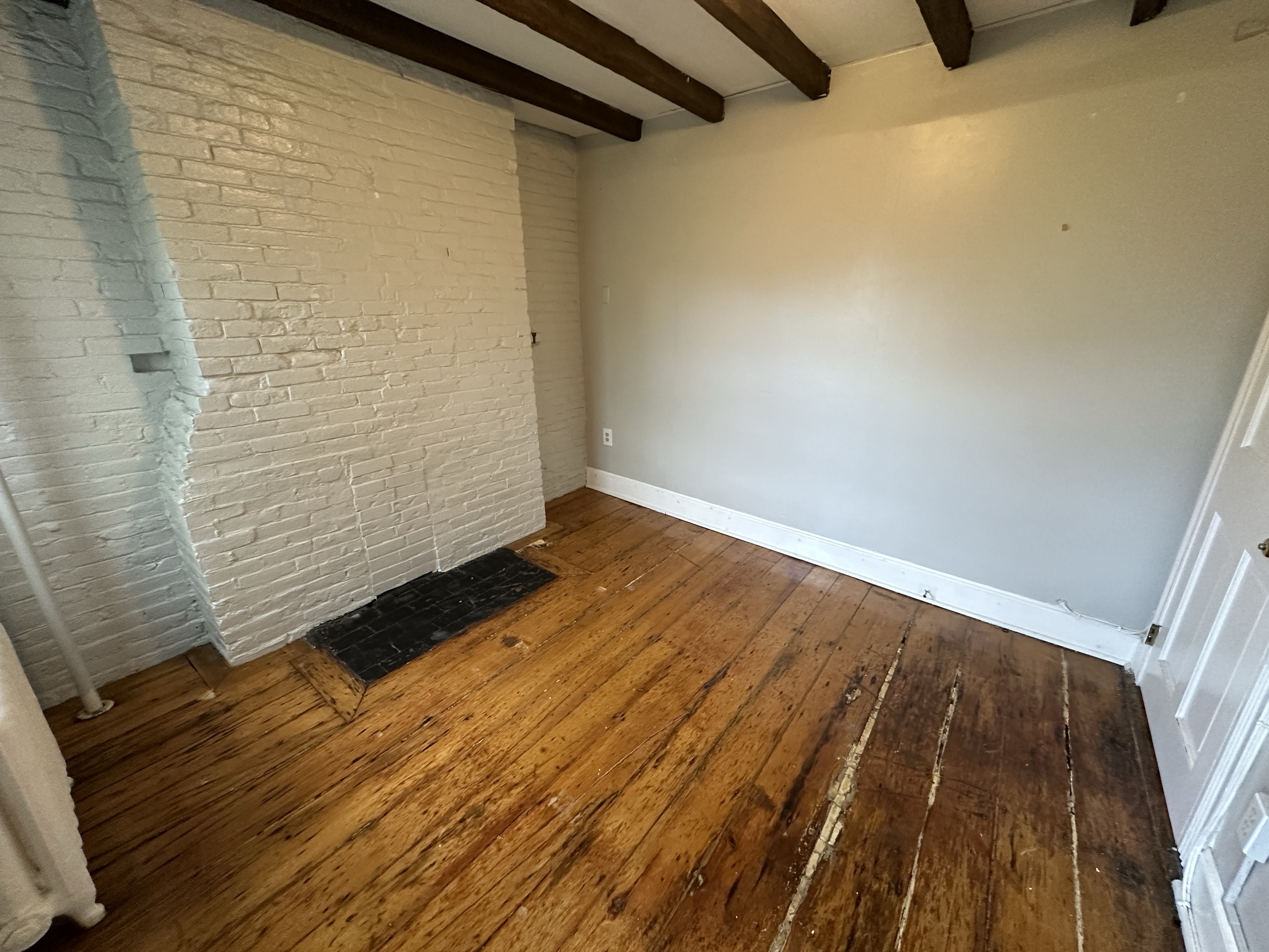 3 Champney Pl, Beacon Hill