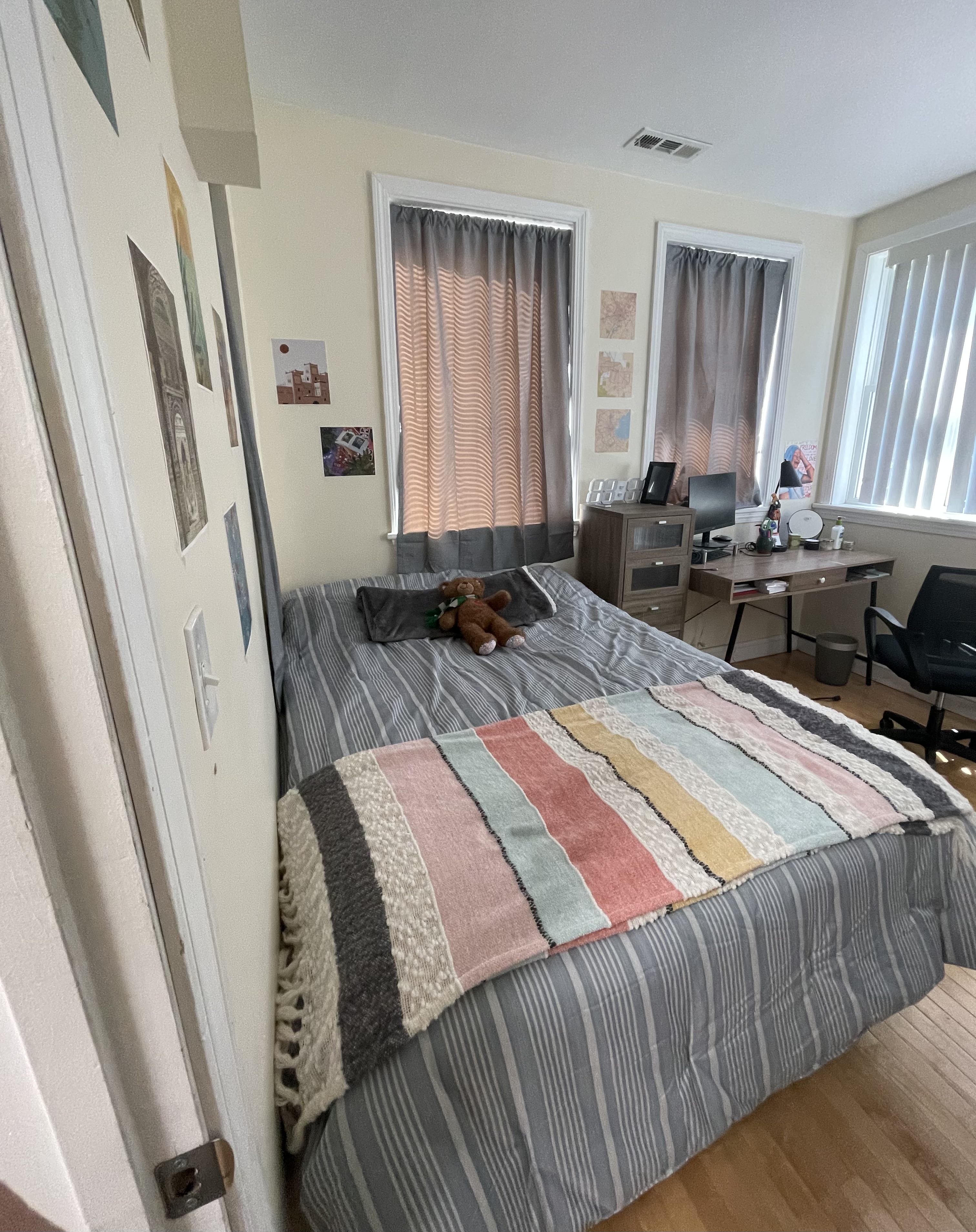 1801 Beacon St, Washington Square