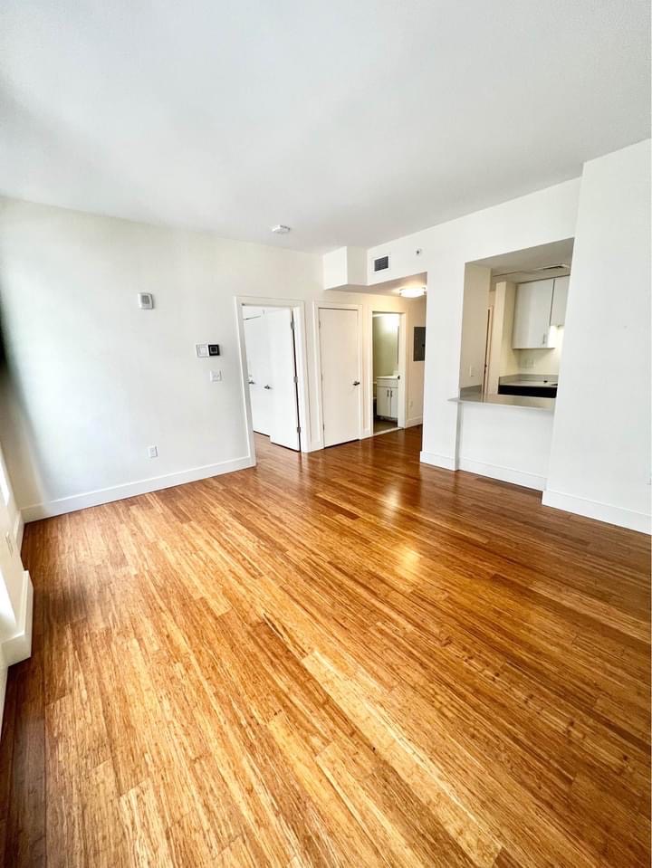 10 Winter Pl, Midtown