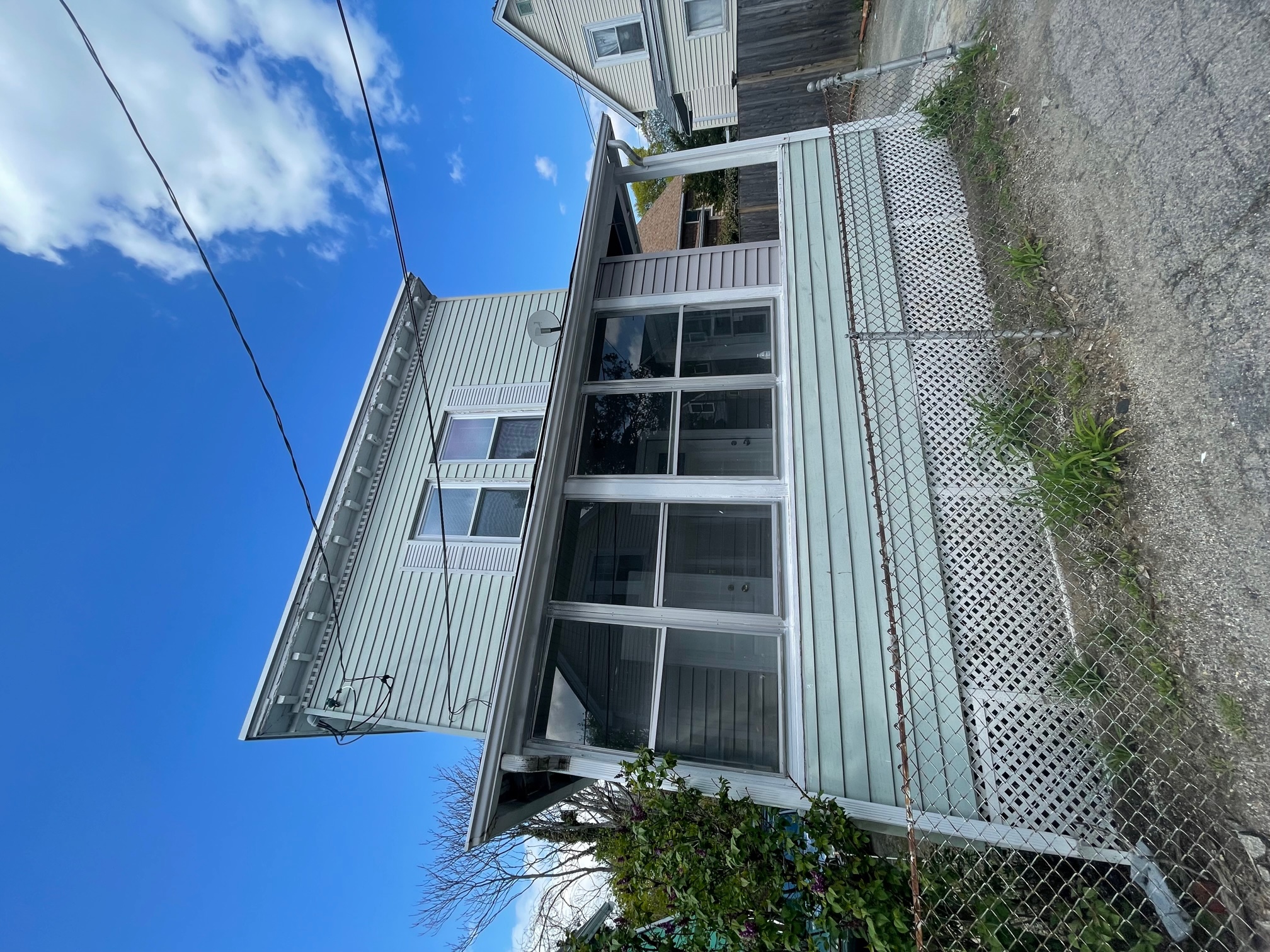 1 Theriault Ct, North Cambridge