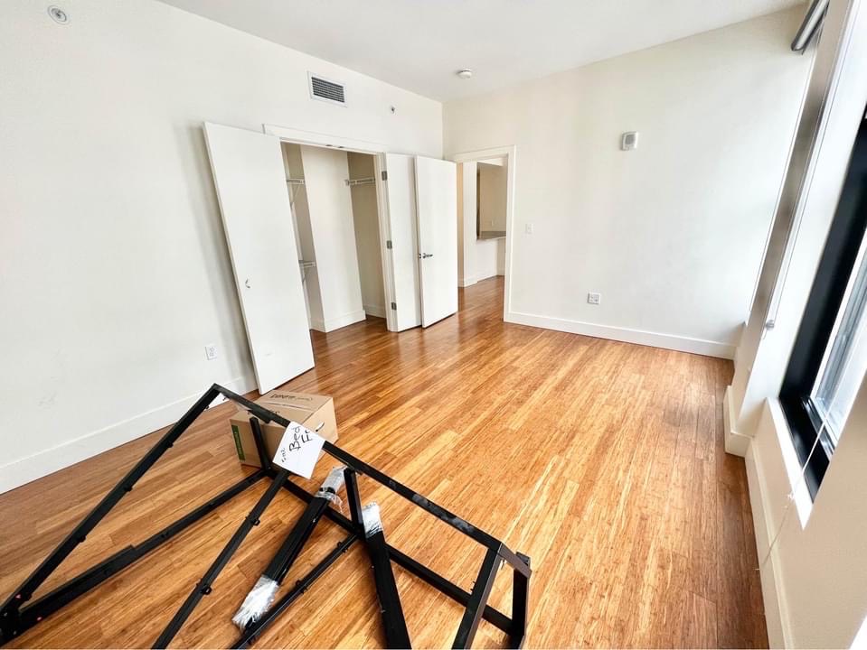 10 Winter Pl, Midtown