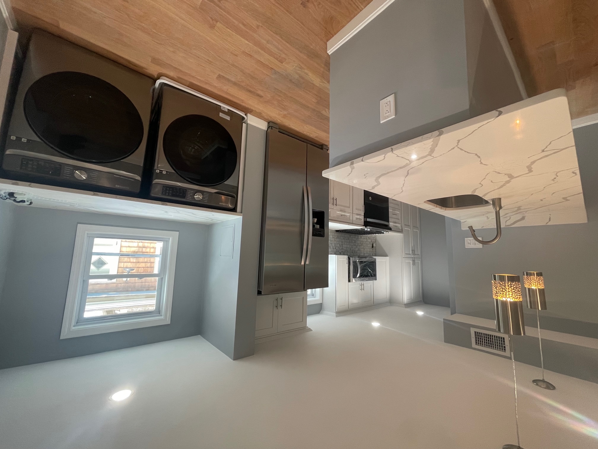 1 Theriault Ct, North Cambridge