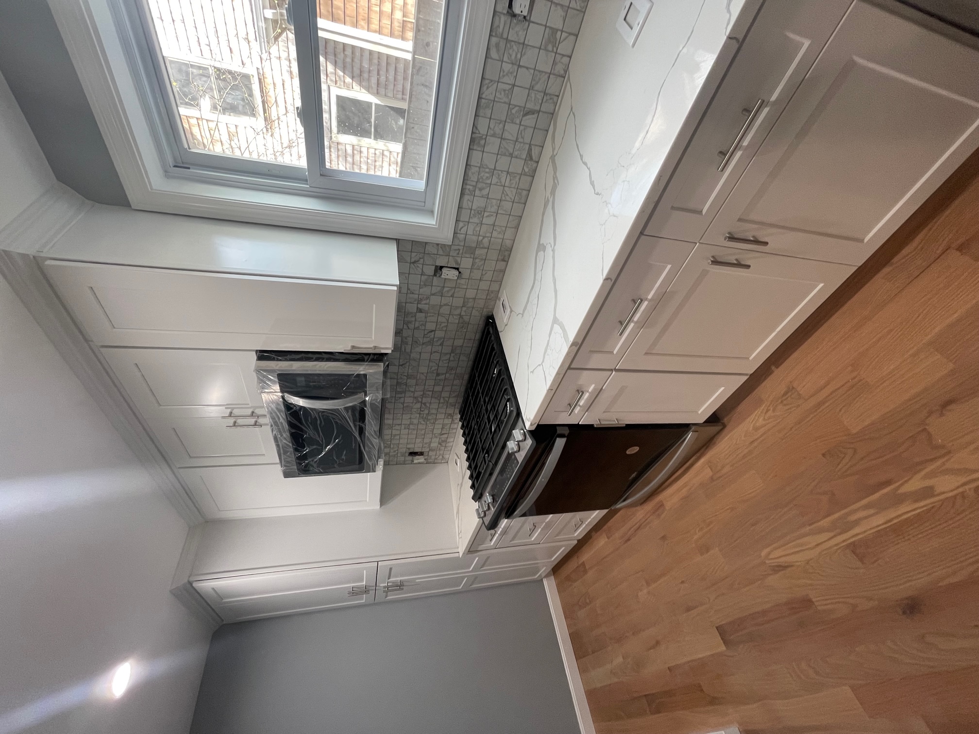 1 Theriault Ct, North Cambridge