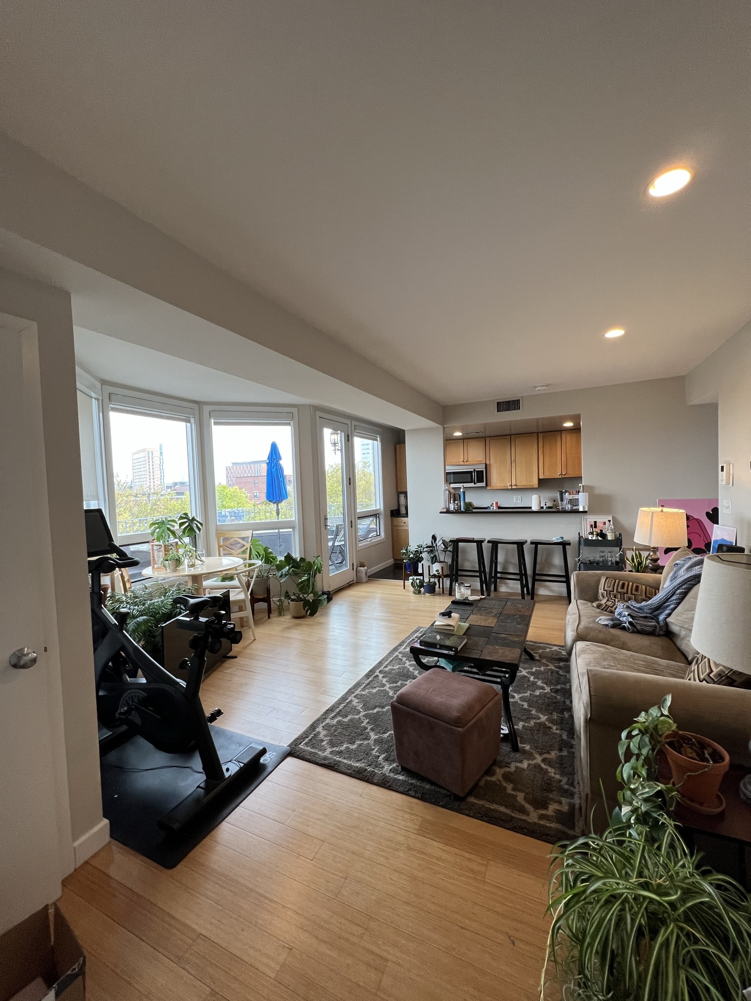 557 Columbus Ave, South End