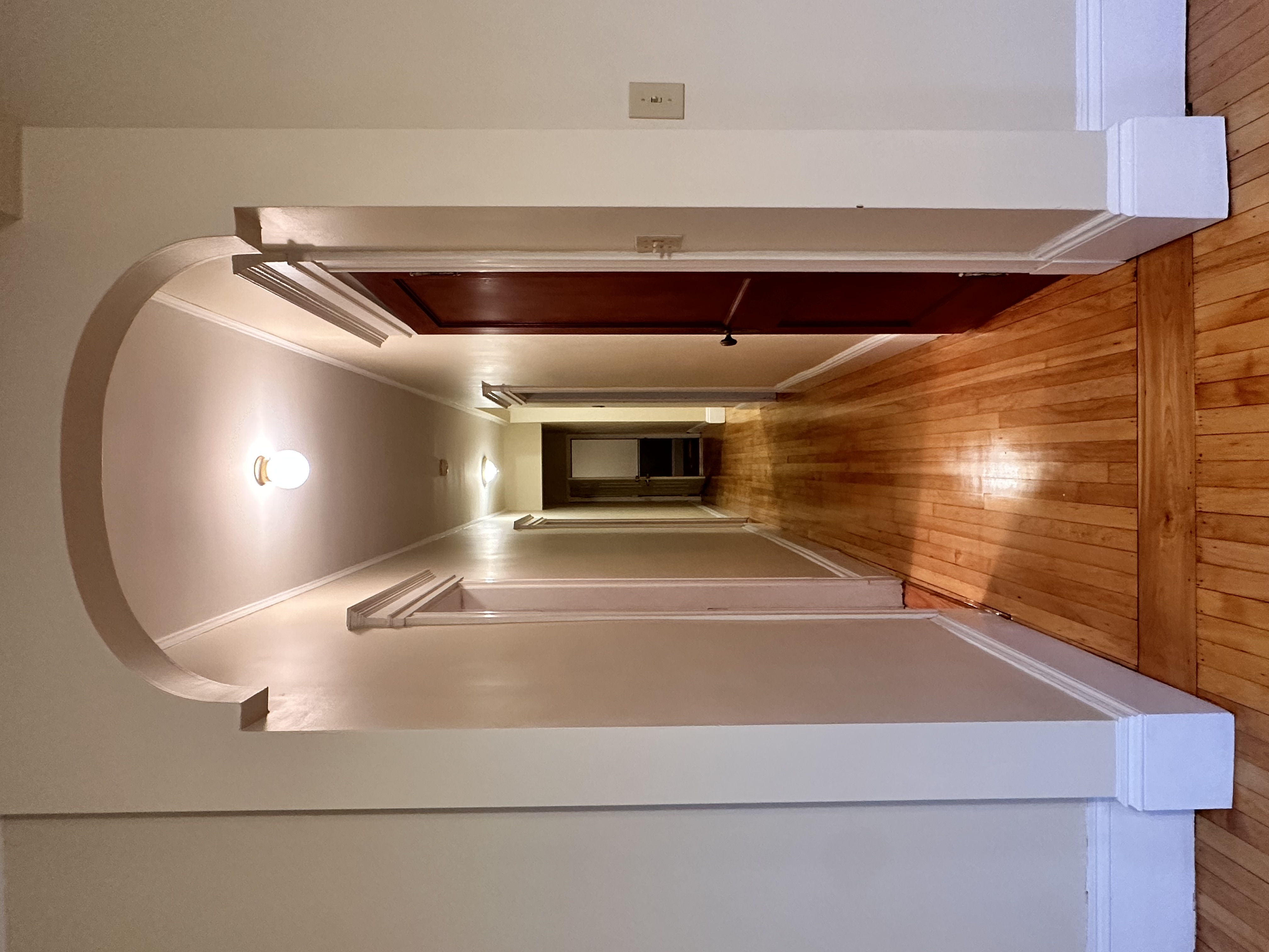 1100 Beacon St, Longwood