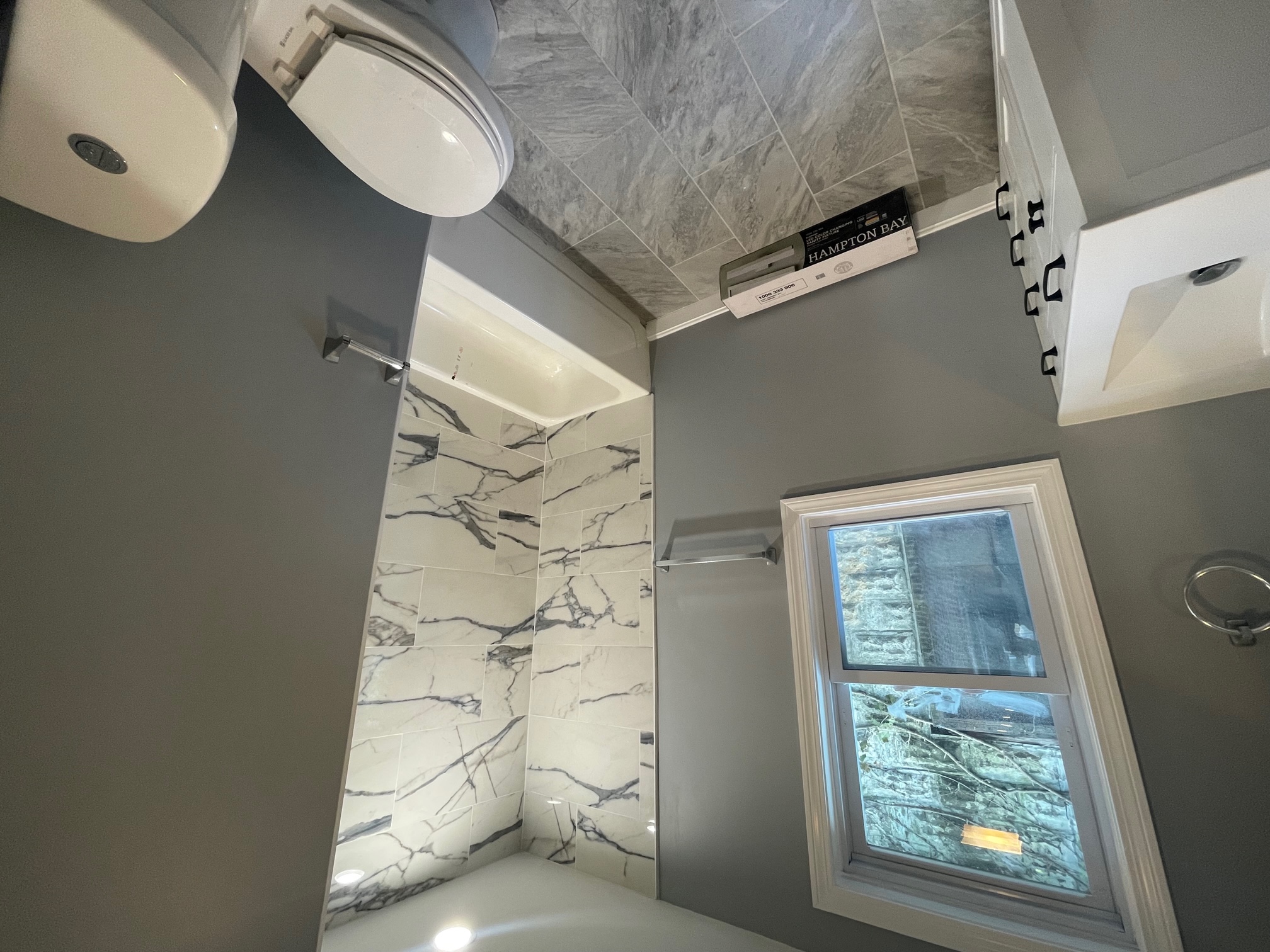 1 Theriault Ct, North Cambridge