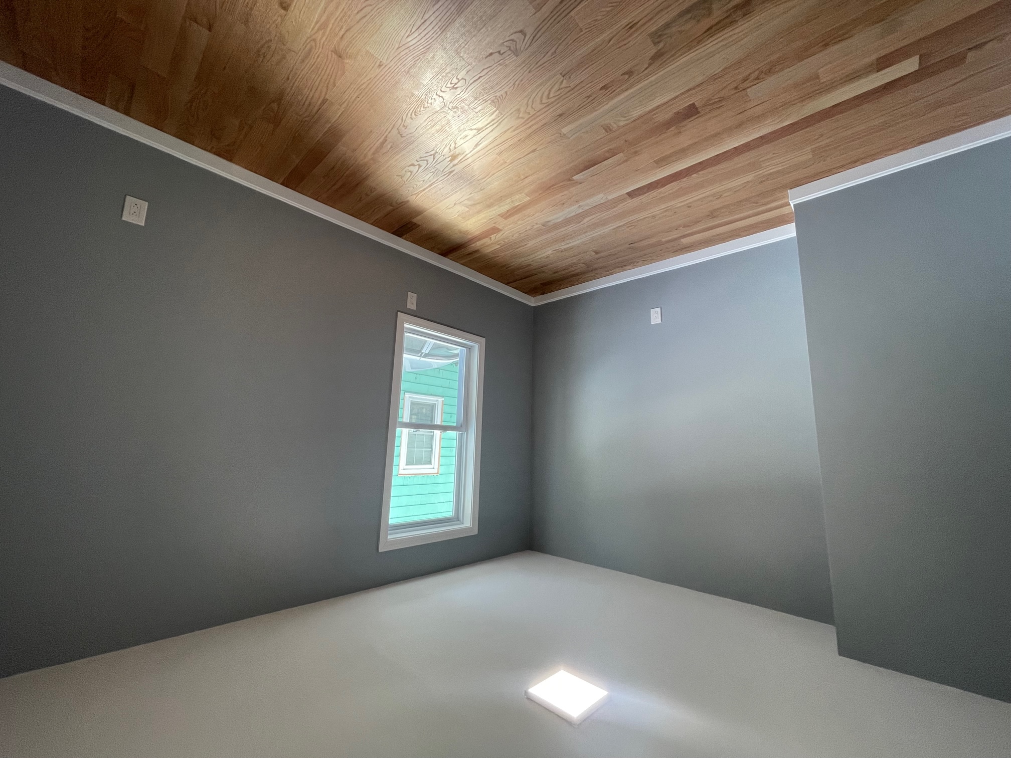 1 Theriault Ct, North Cambridge