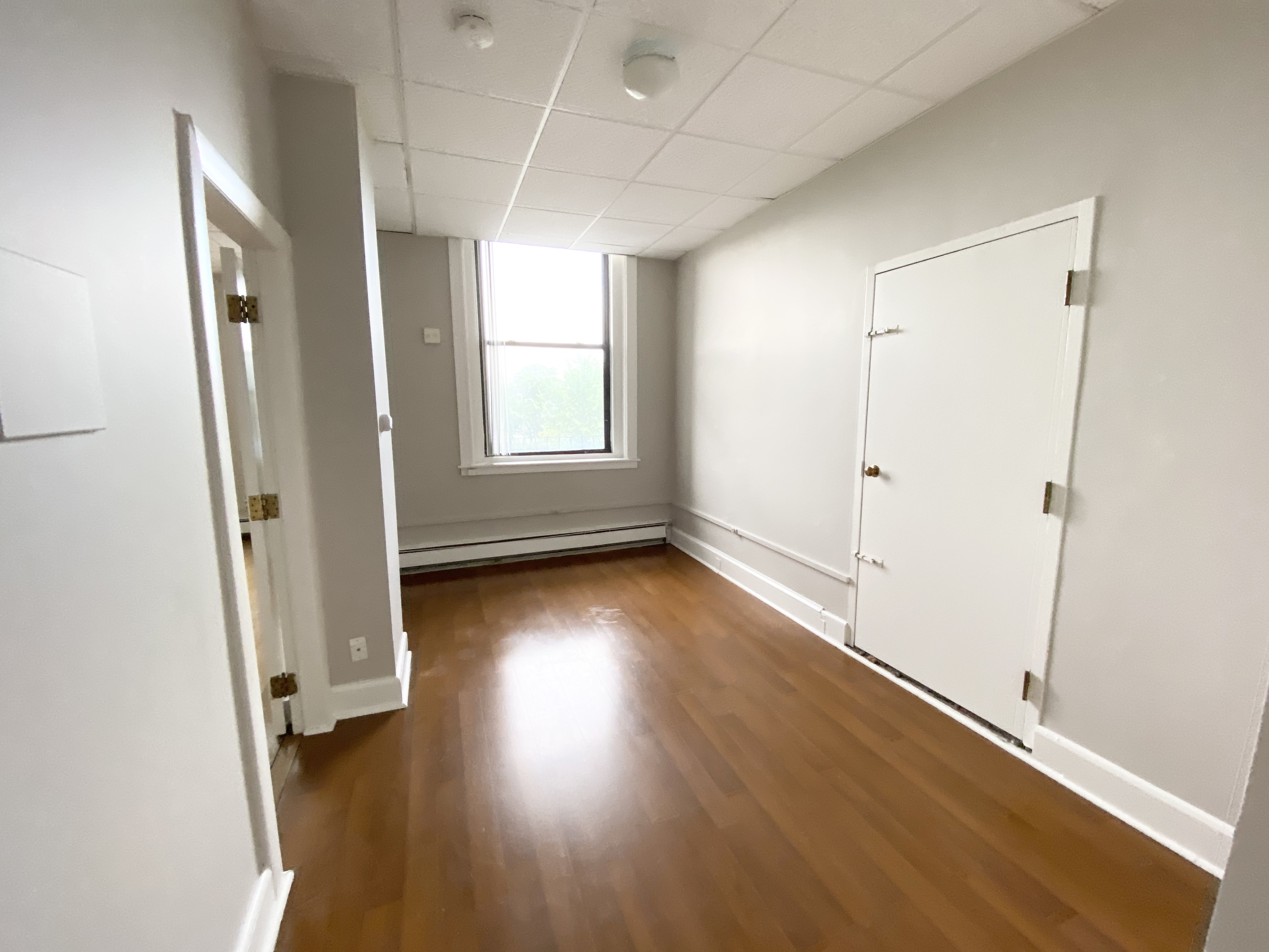 47 Bay State Rd, Fenway