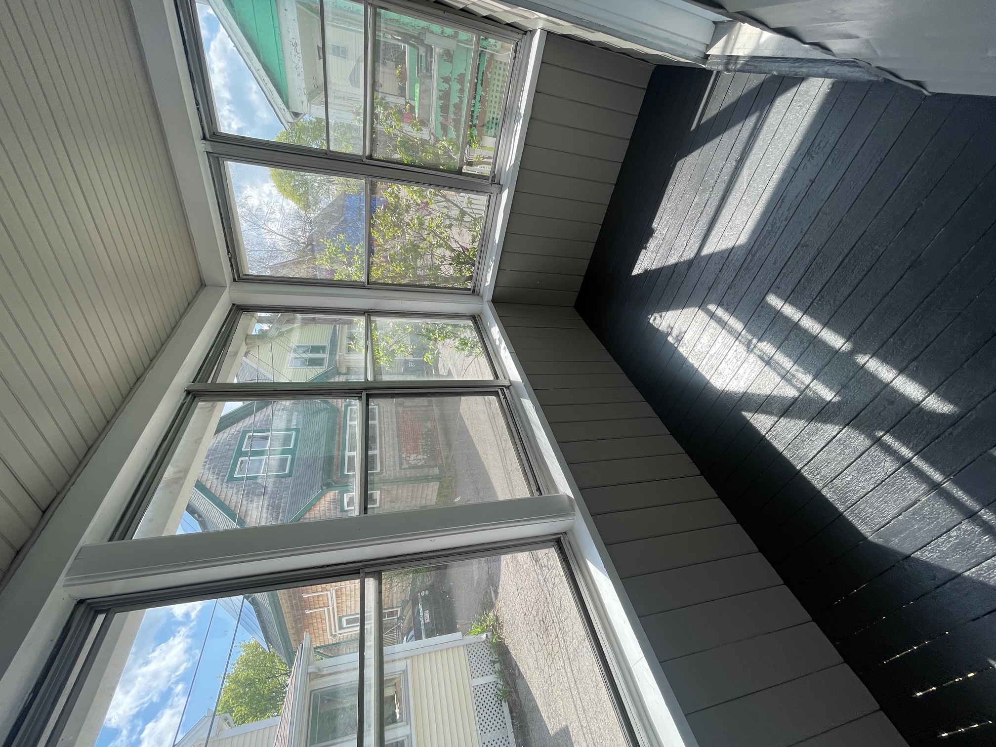 1 Theriault Ct, North Cambridge