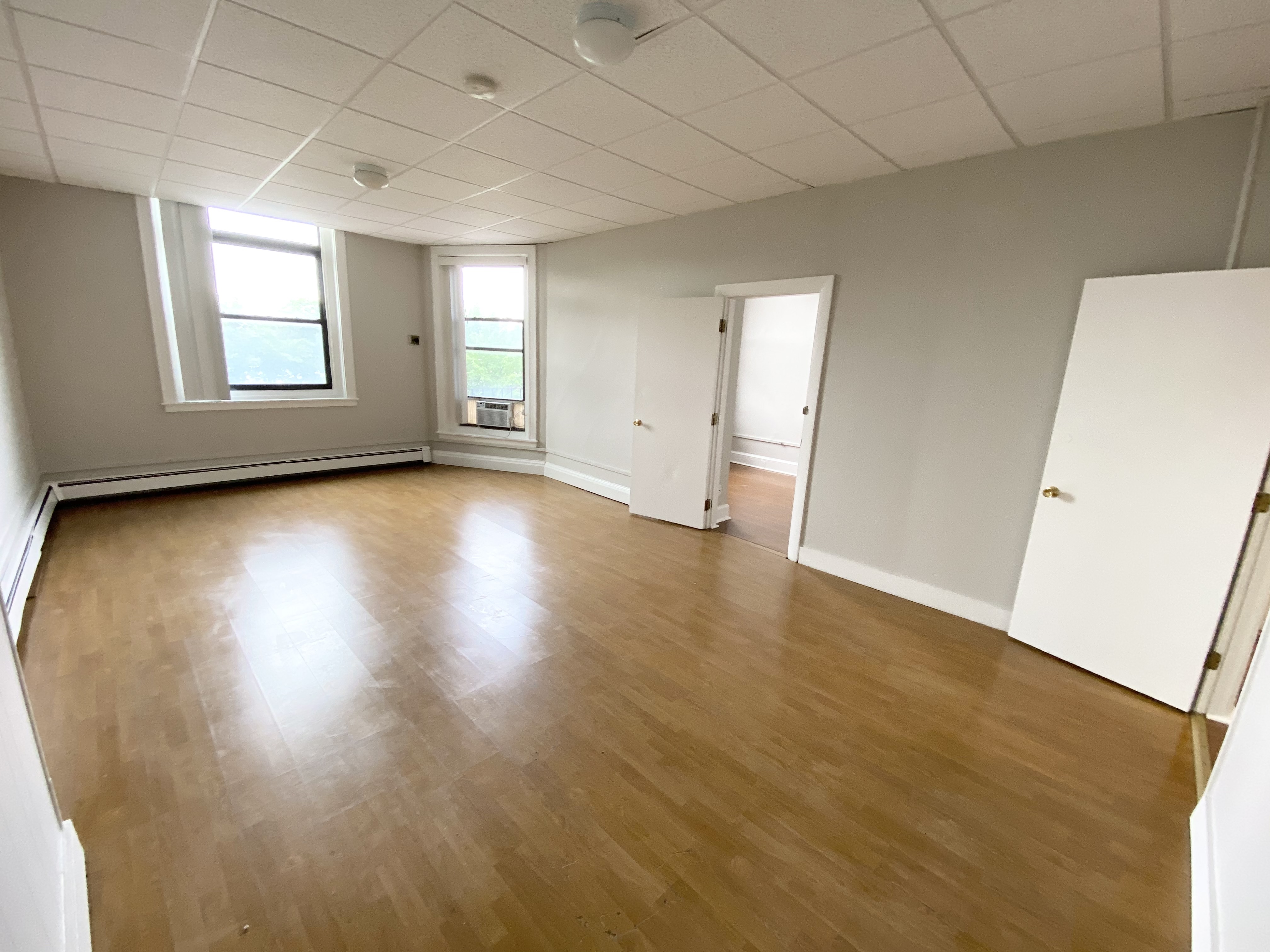 47 Bay State Rd, Fenway