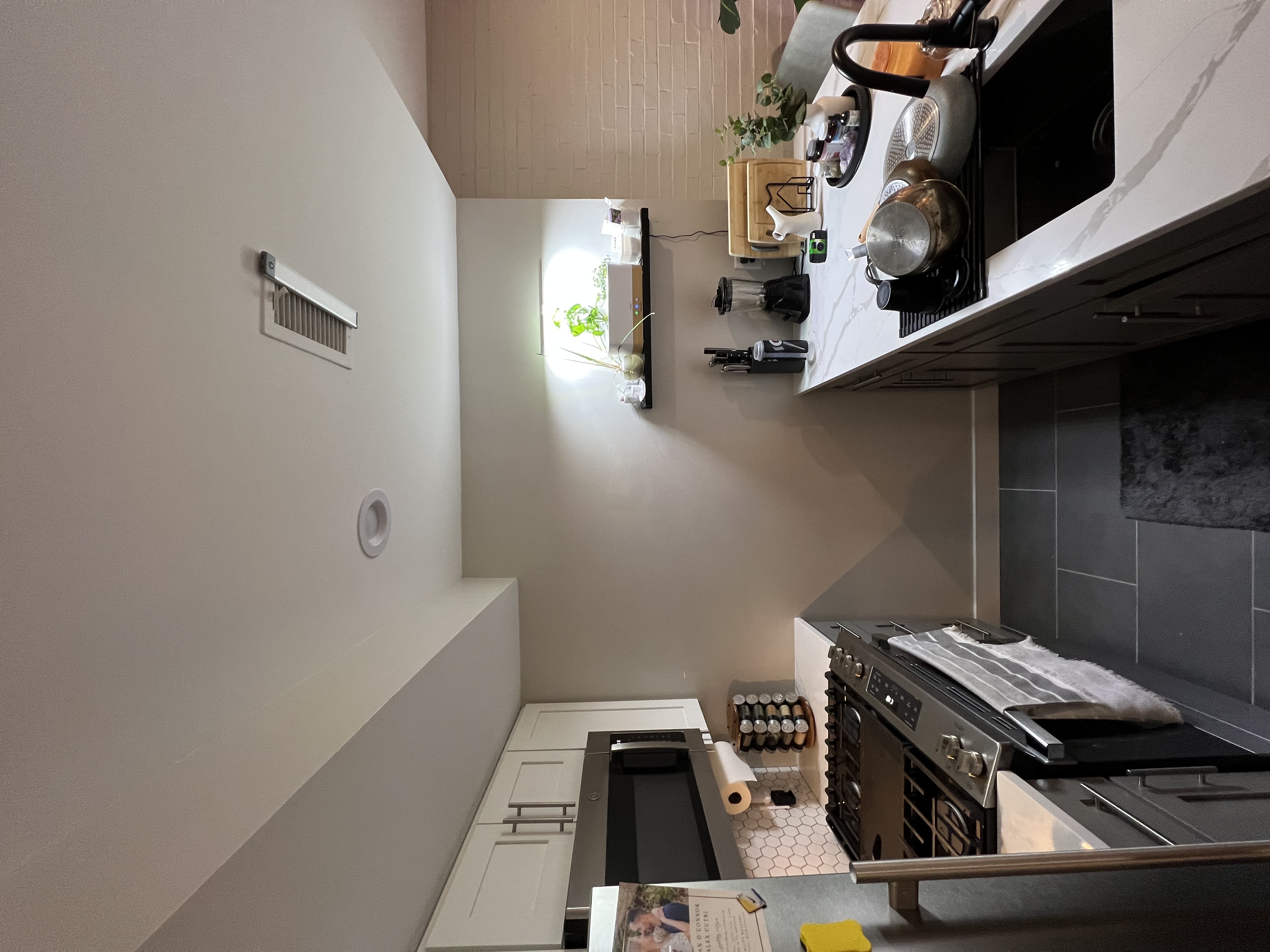 1661 Washington St, South End