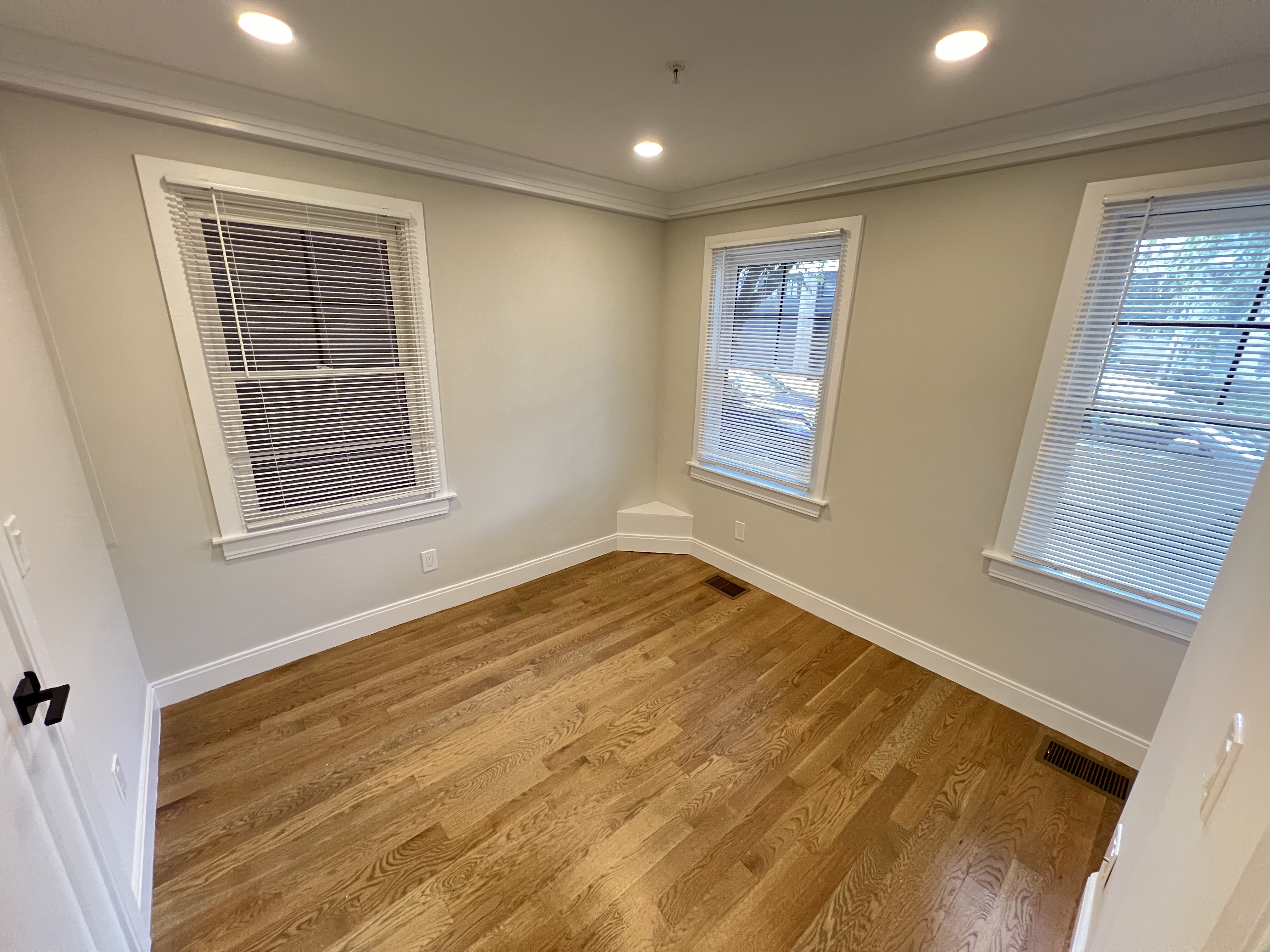 14 Lopez St, East Cambridge