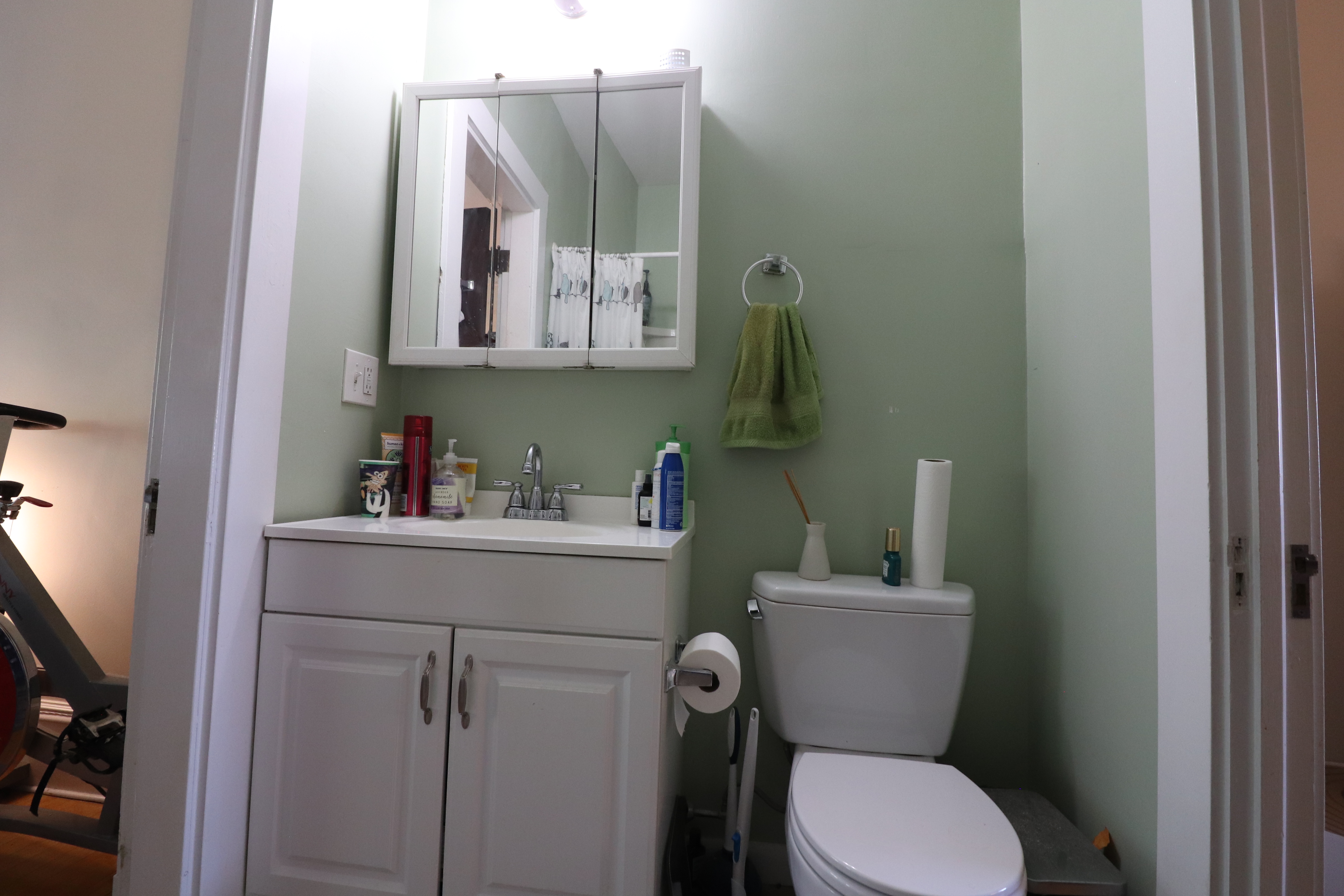 1100 Beacon St, Longwood