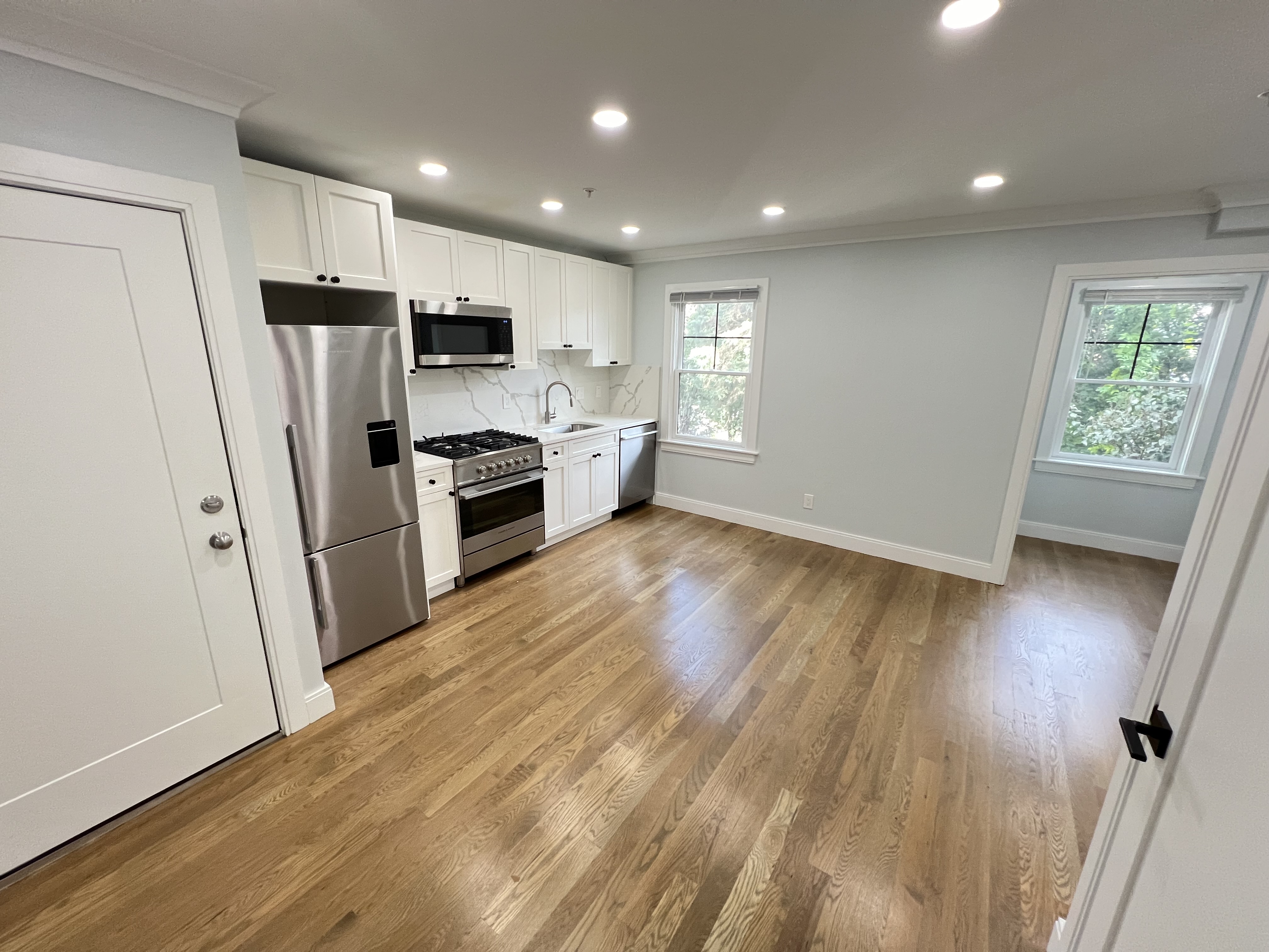 14 Lopez St, East Cambridge