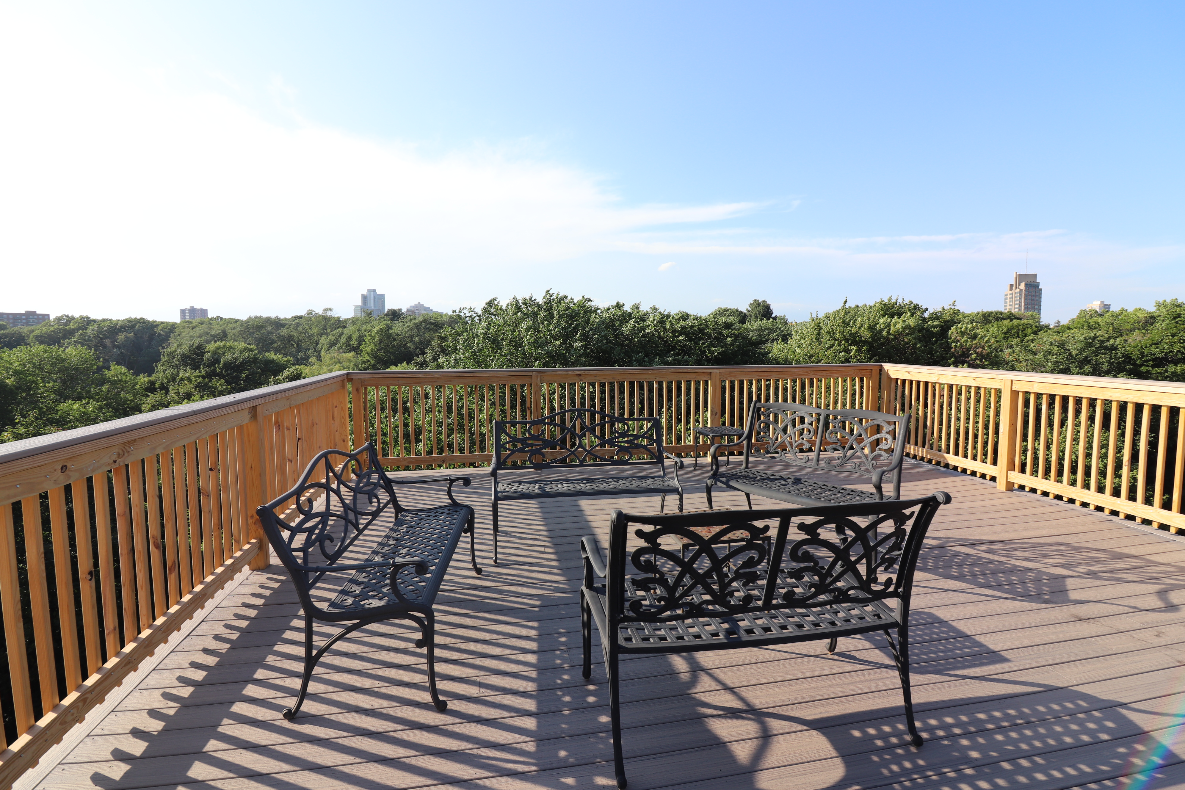 1100 Beacon St, Longwood