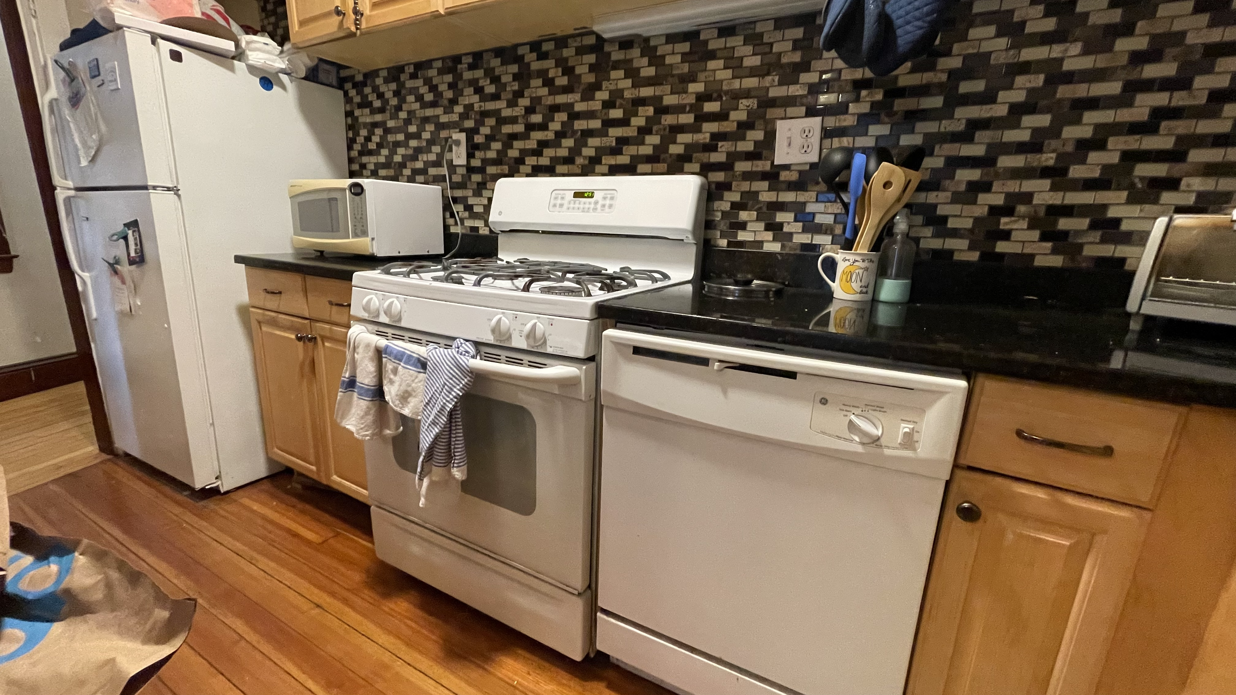 174 Winthrop, Washington Square