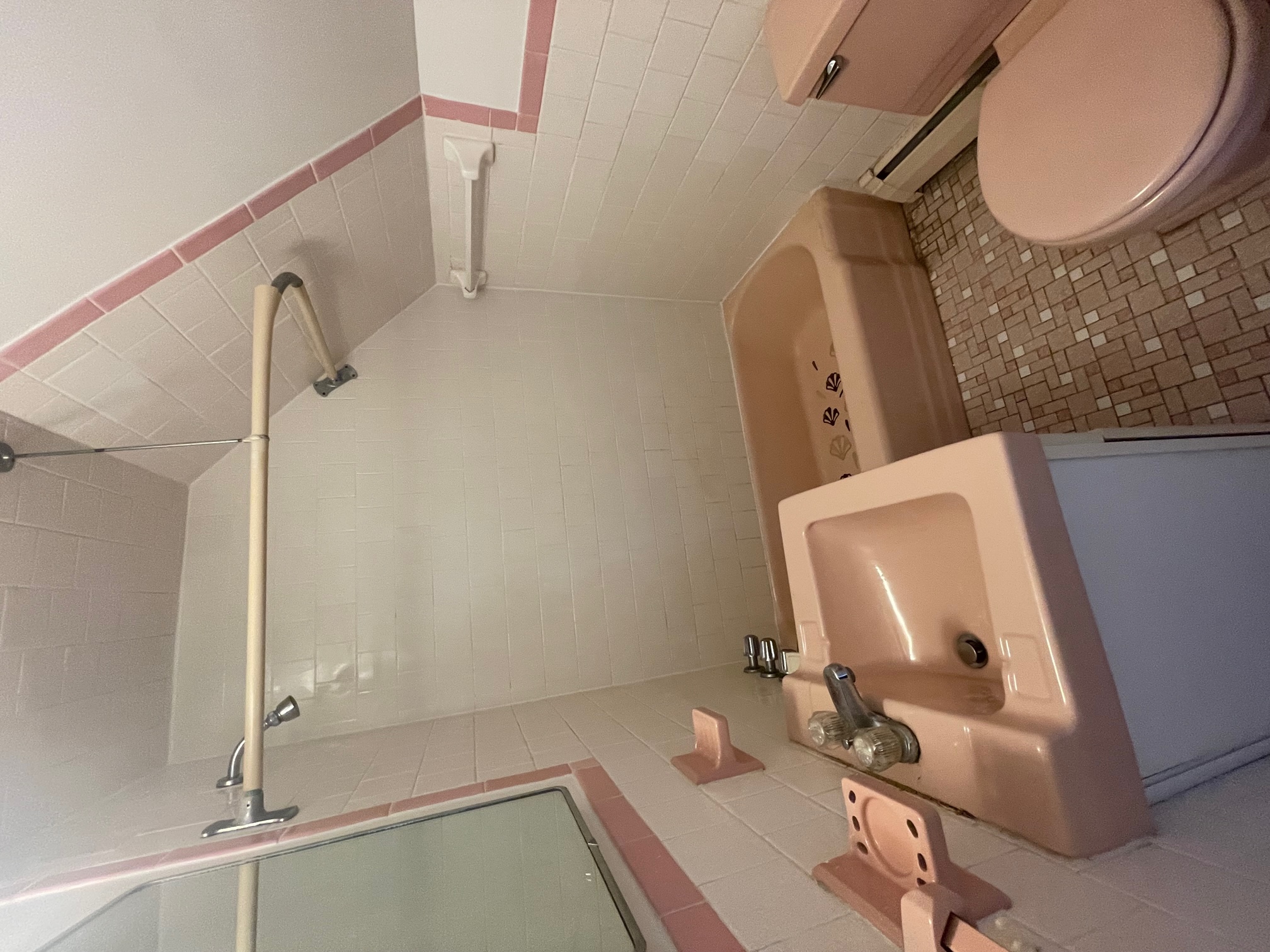 64 Raymond Ave, Teele Square