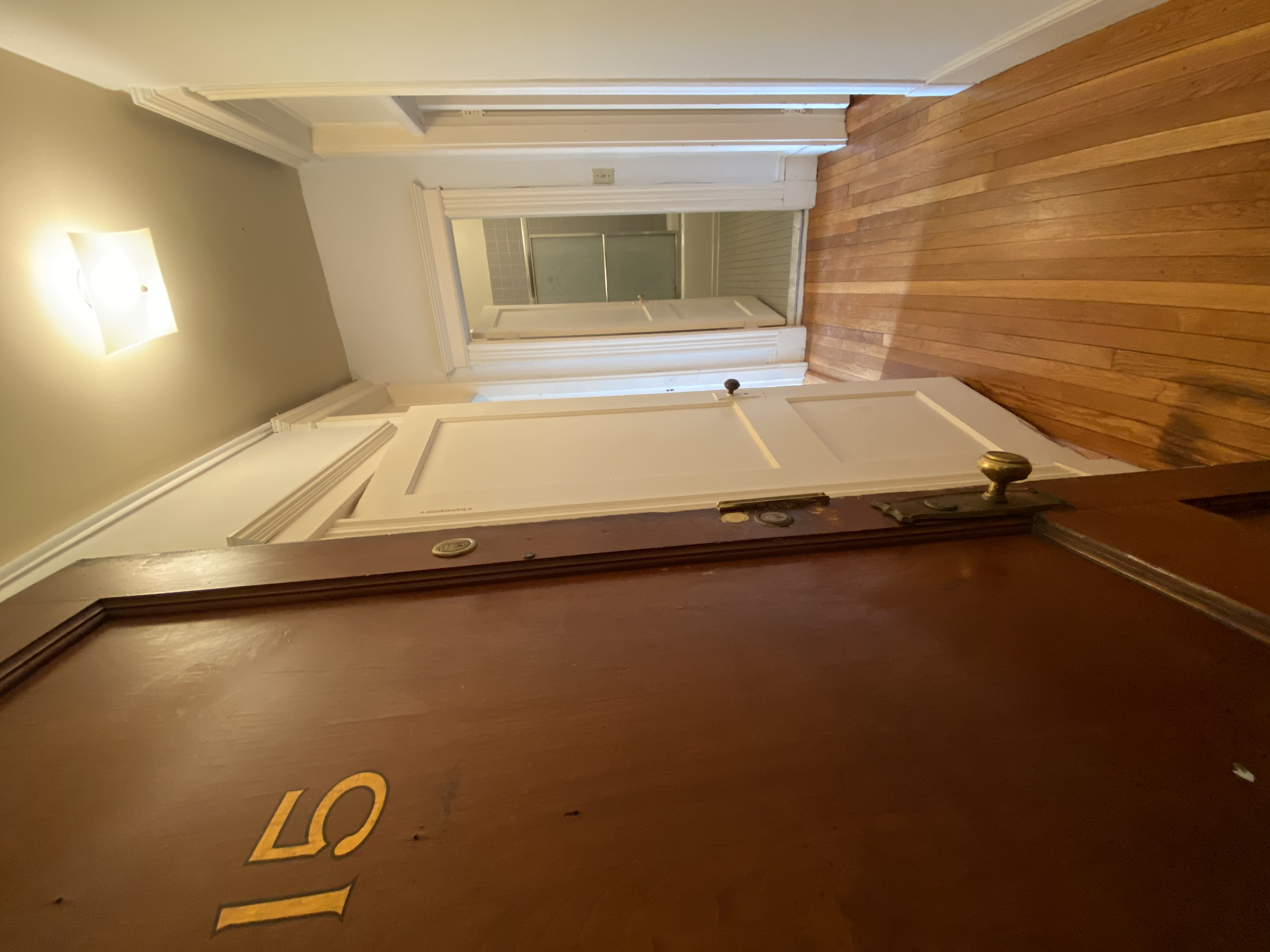 14 Palace Rd, Longwood