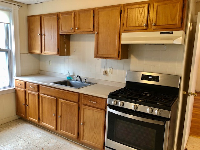 276 Belgrade Ave, Roslindale