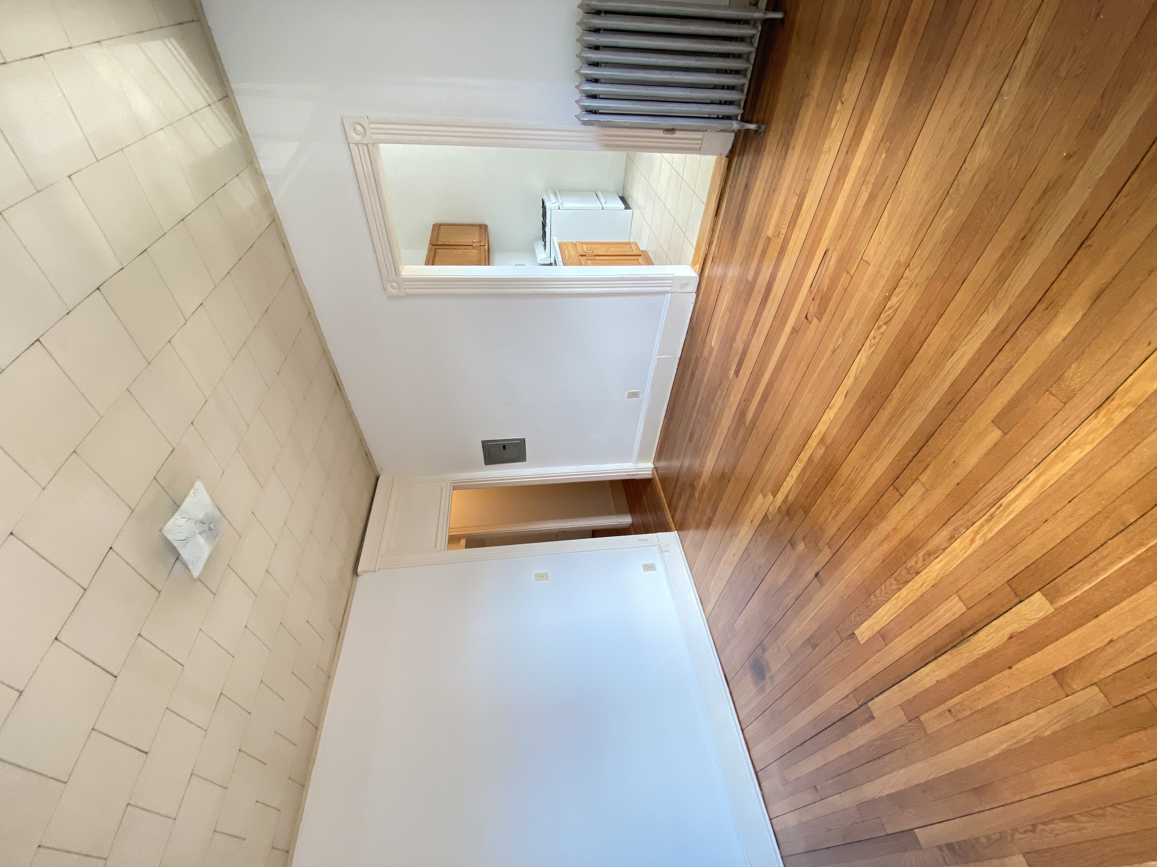 14 Palace Rd, Longwood