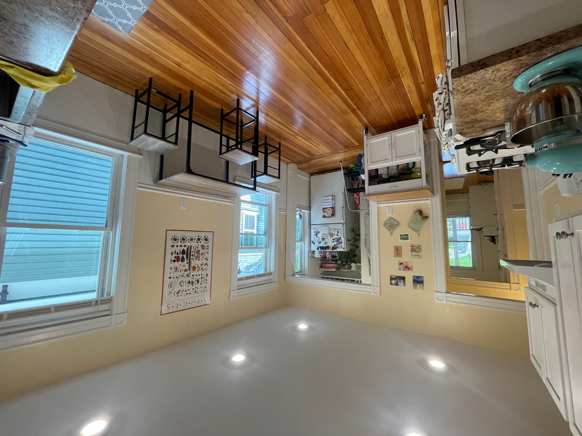 10 Chandler St, Davis Square