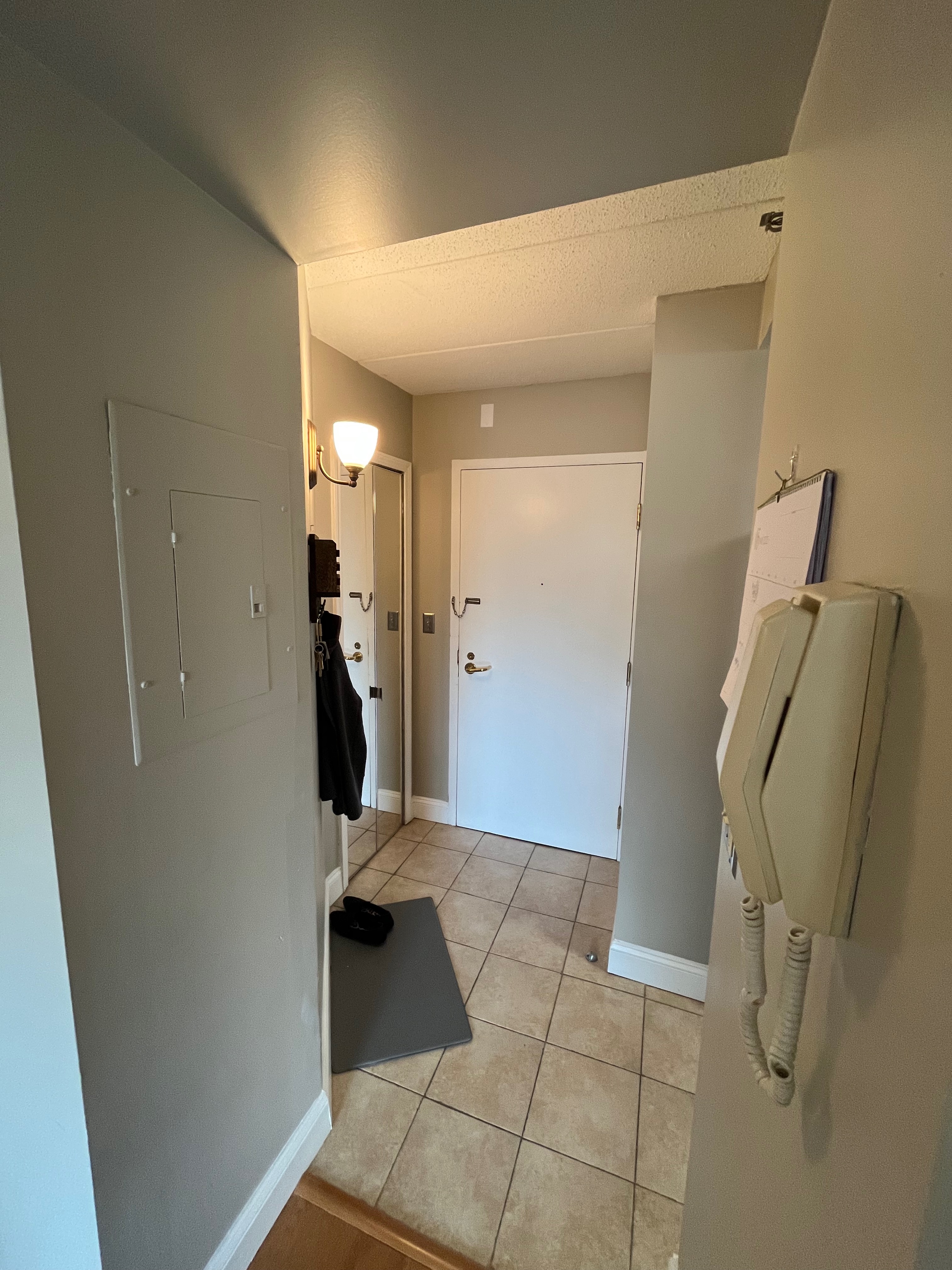 1933 Commonwealth Ave, Brighton