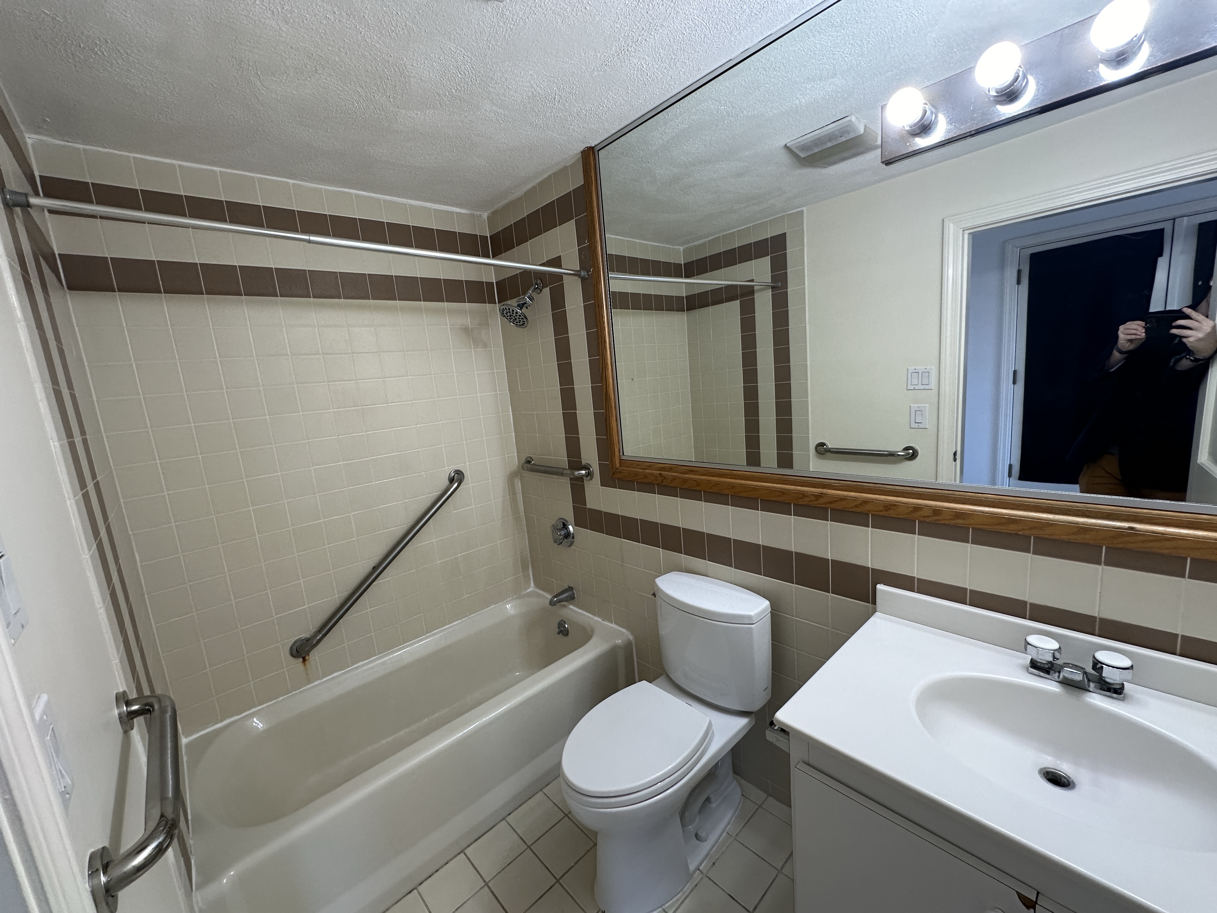 37 Winnisimmet St, Chelsea