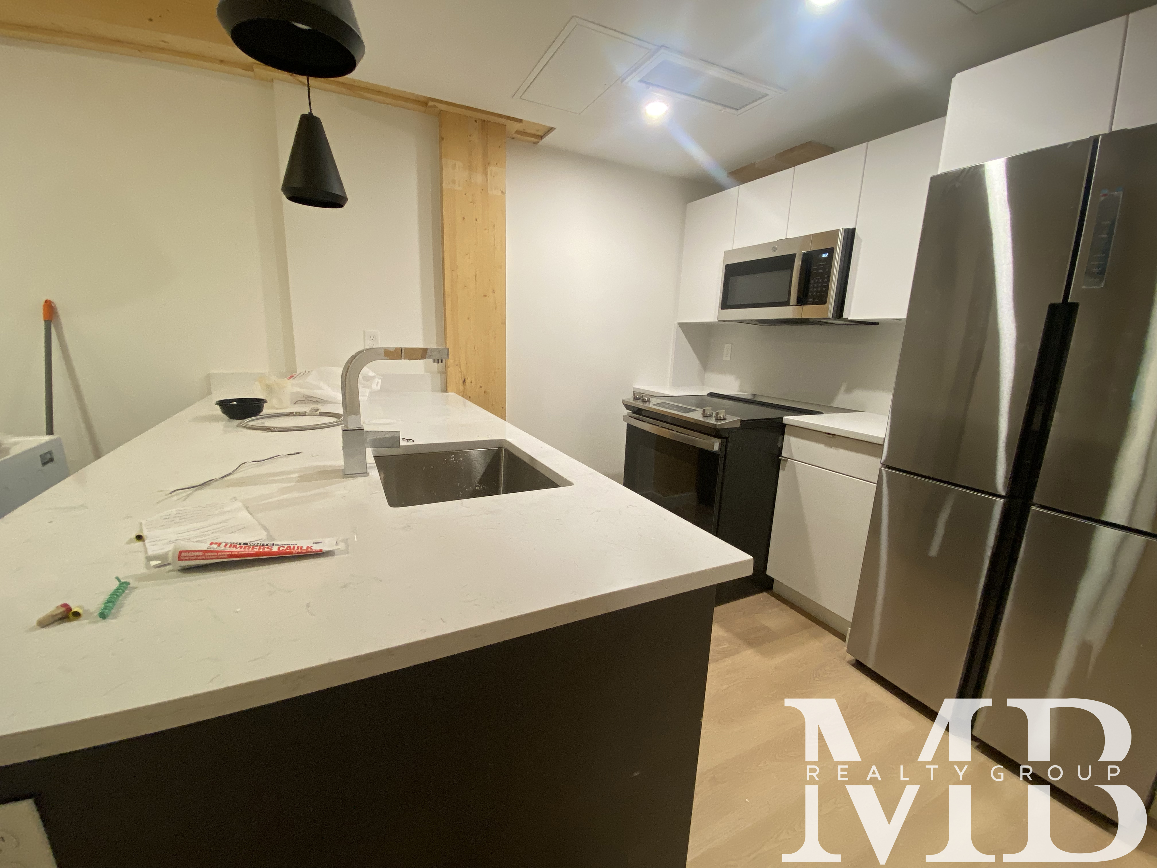 11 East Lenox St, South End