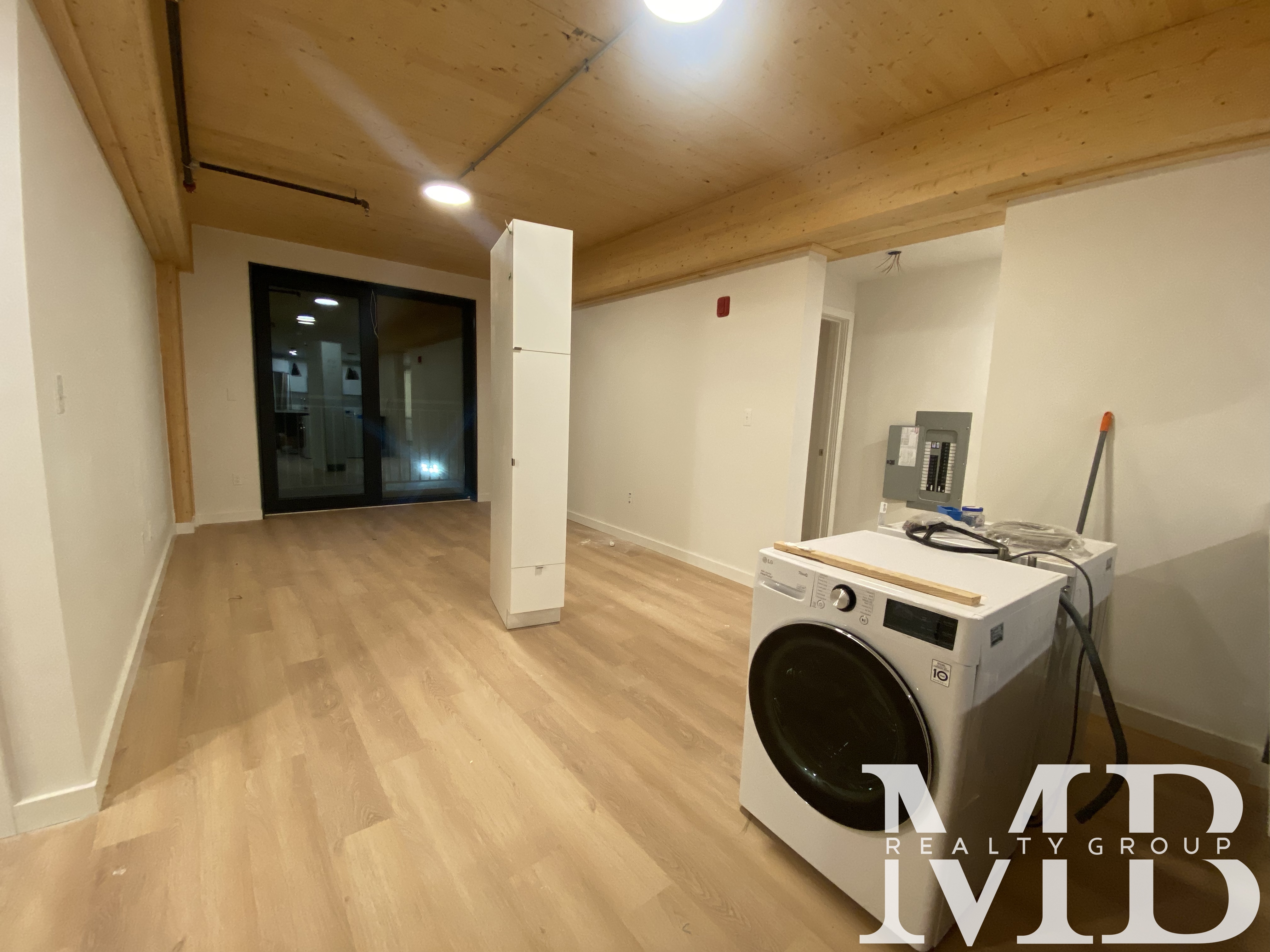 11 East Lenox St, South End