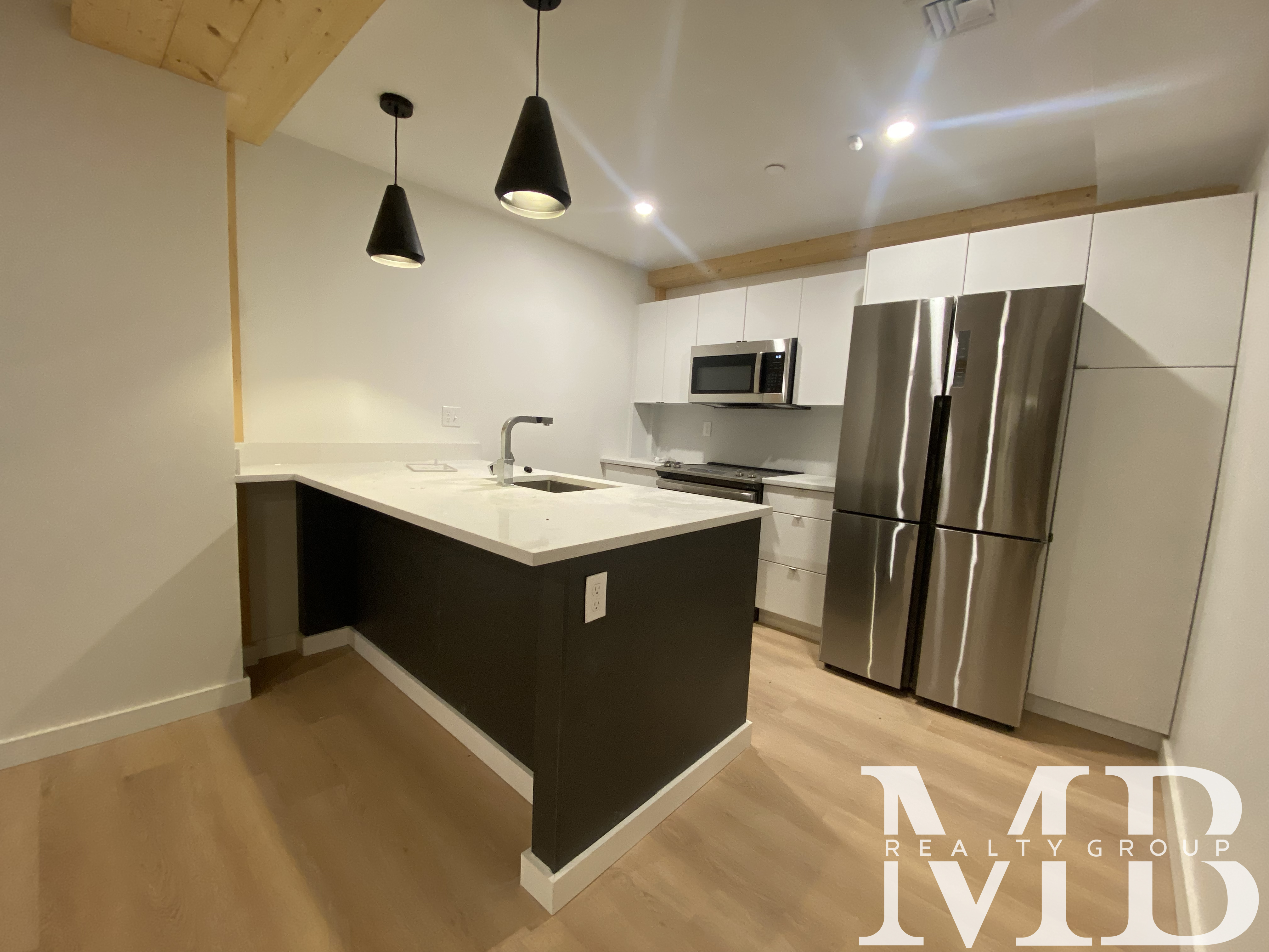 11 East Lenox St, South End