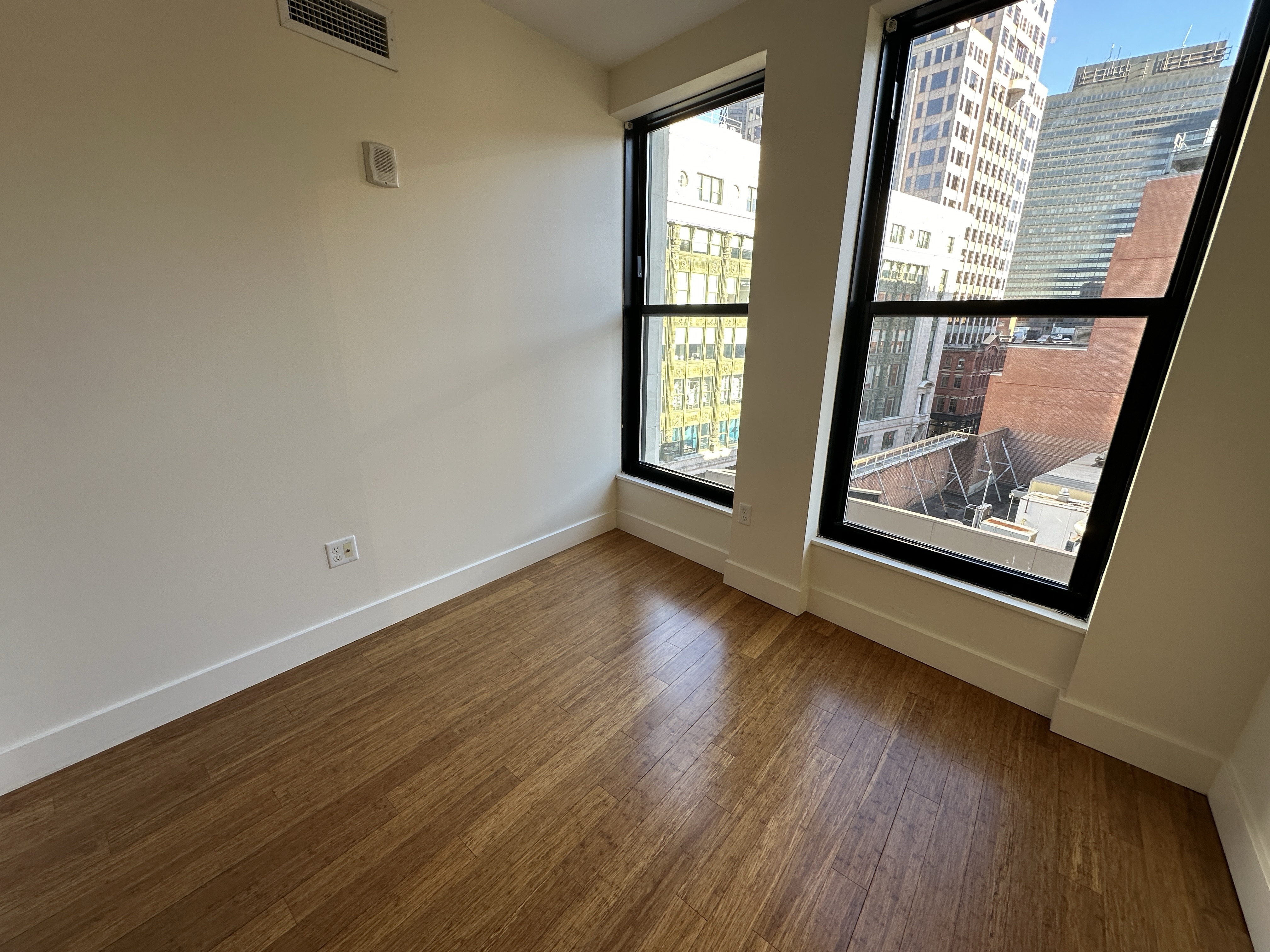 8 Winter St, Midtown