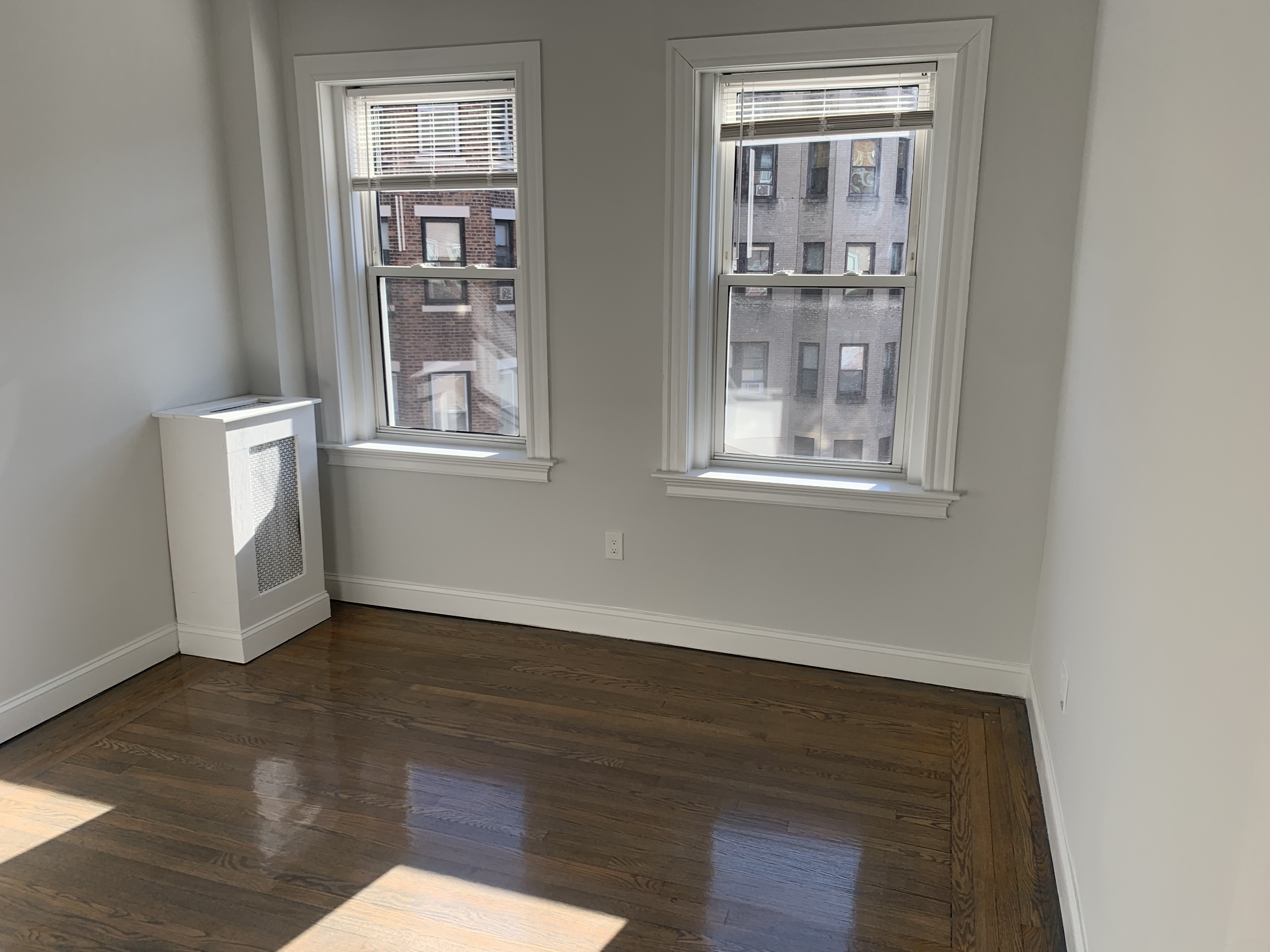 24 Queensberry St, Fenway