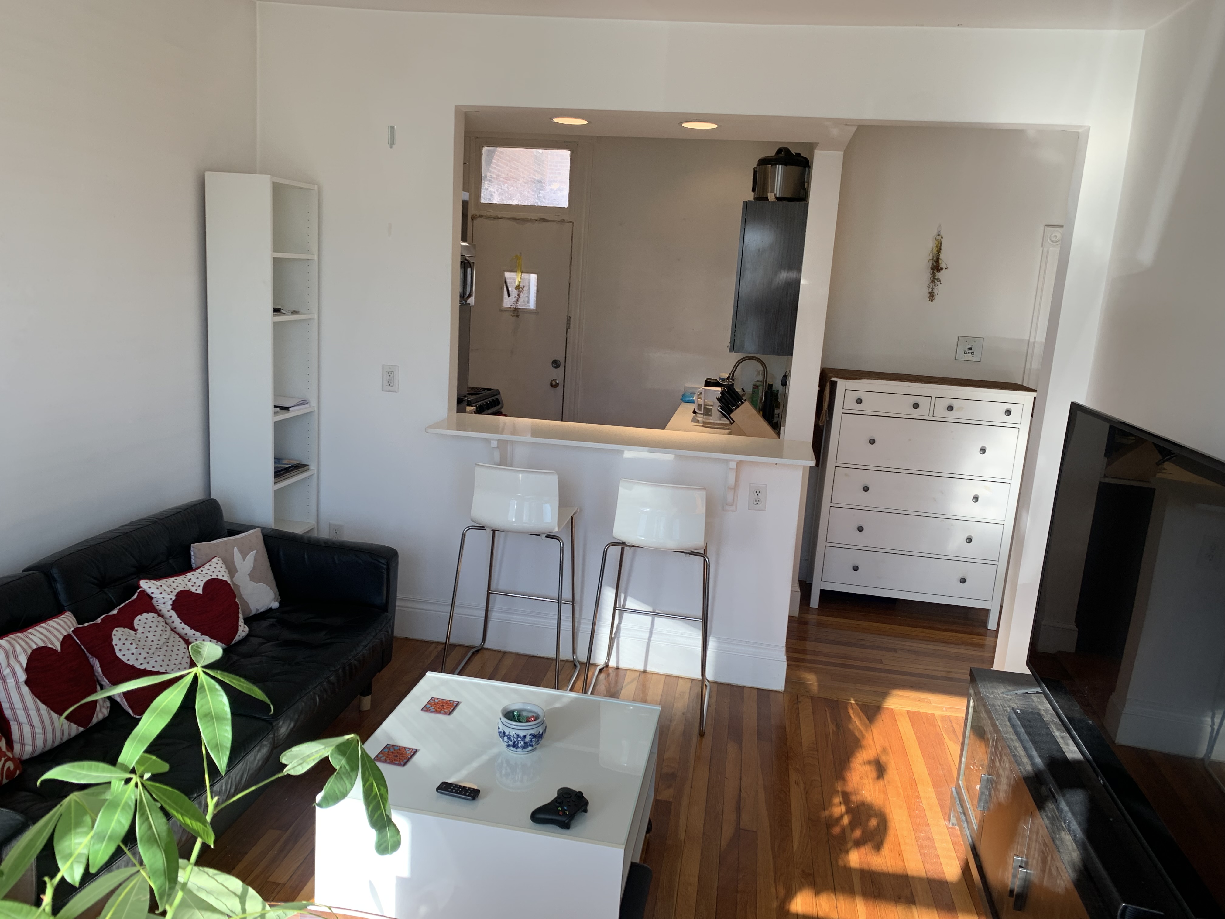 100 Queensberry St, Fenway