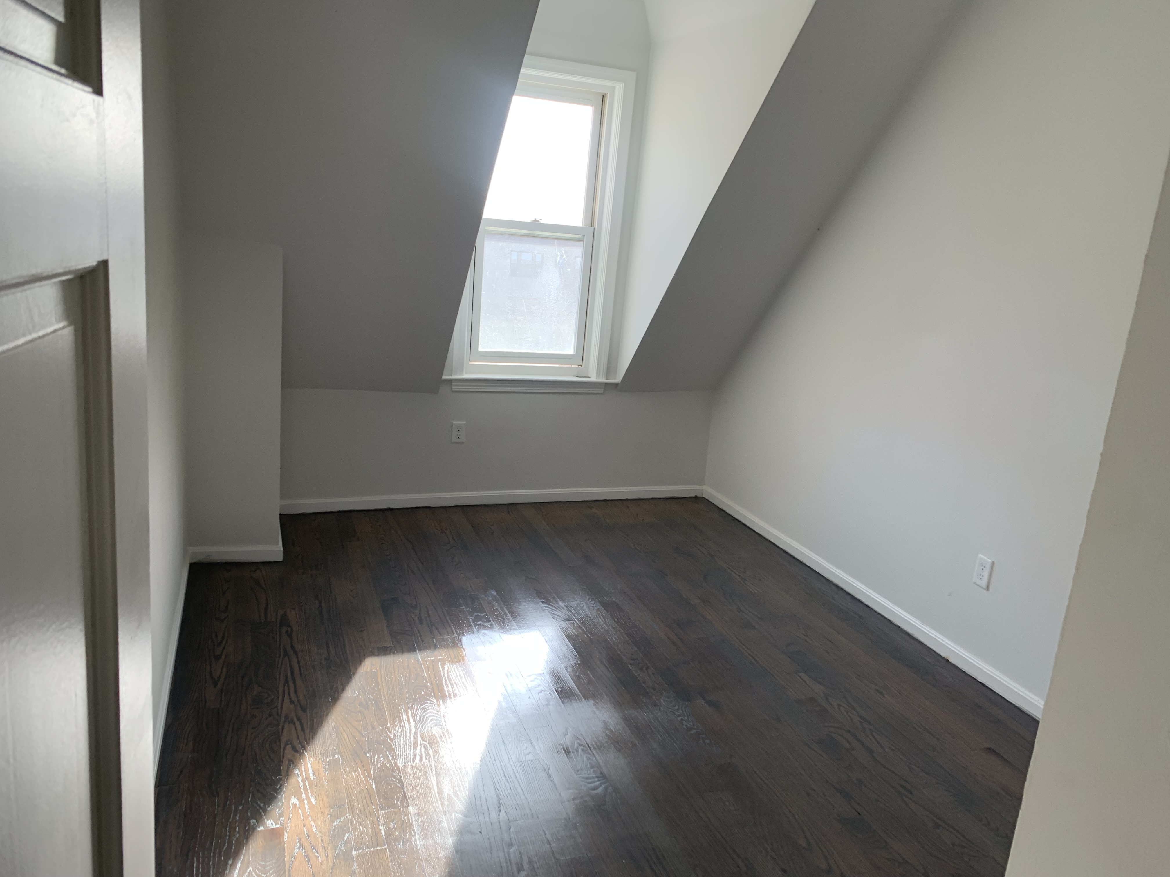 1406 Beacon St, Corey Hill