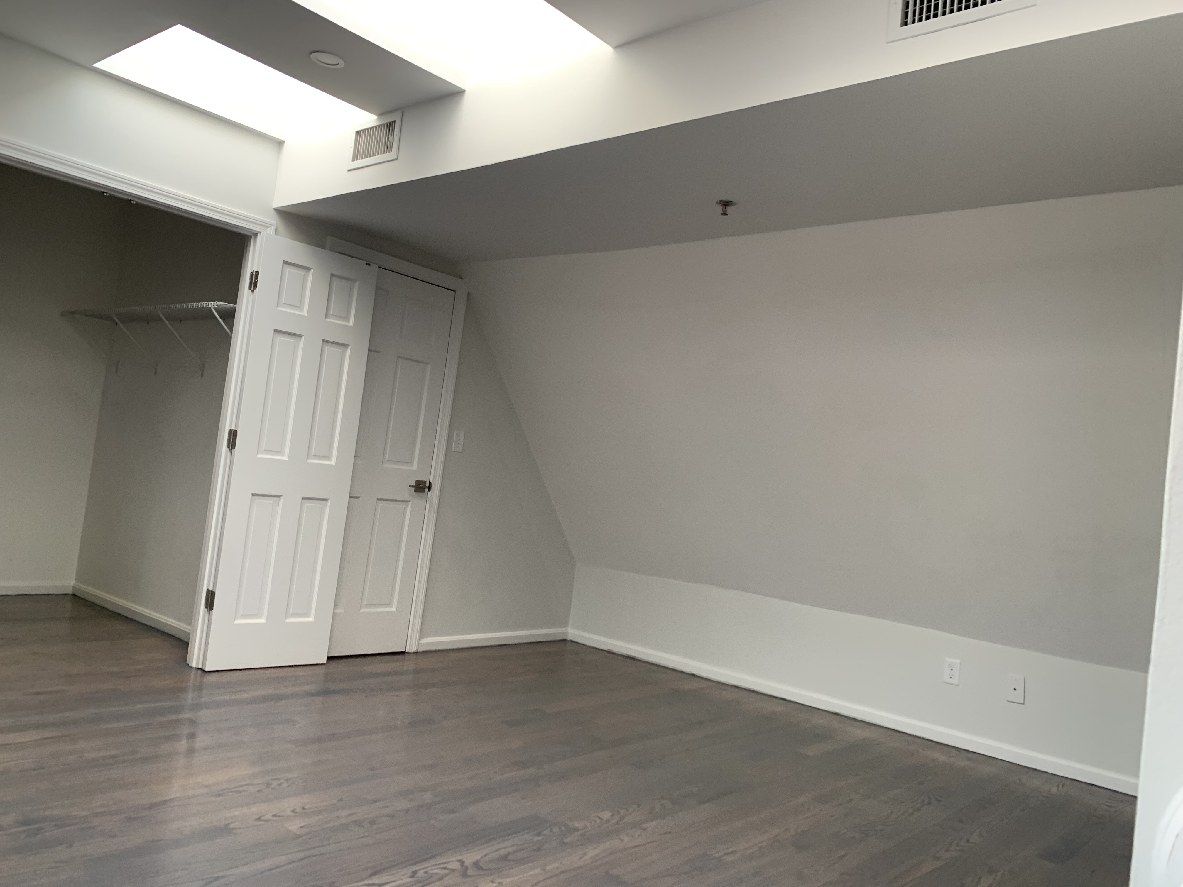 1406 Beacon St, Corey Hill