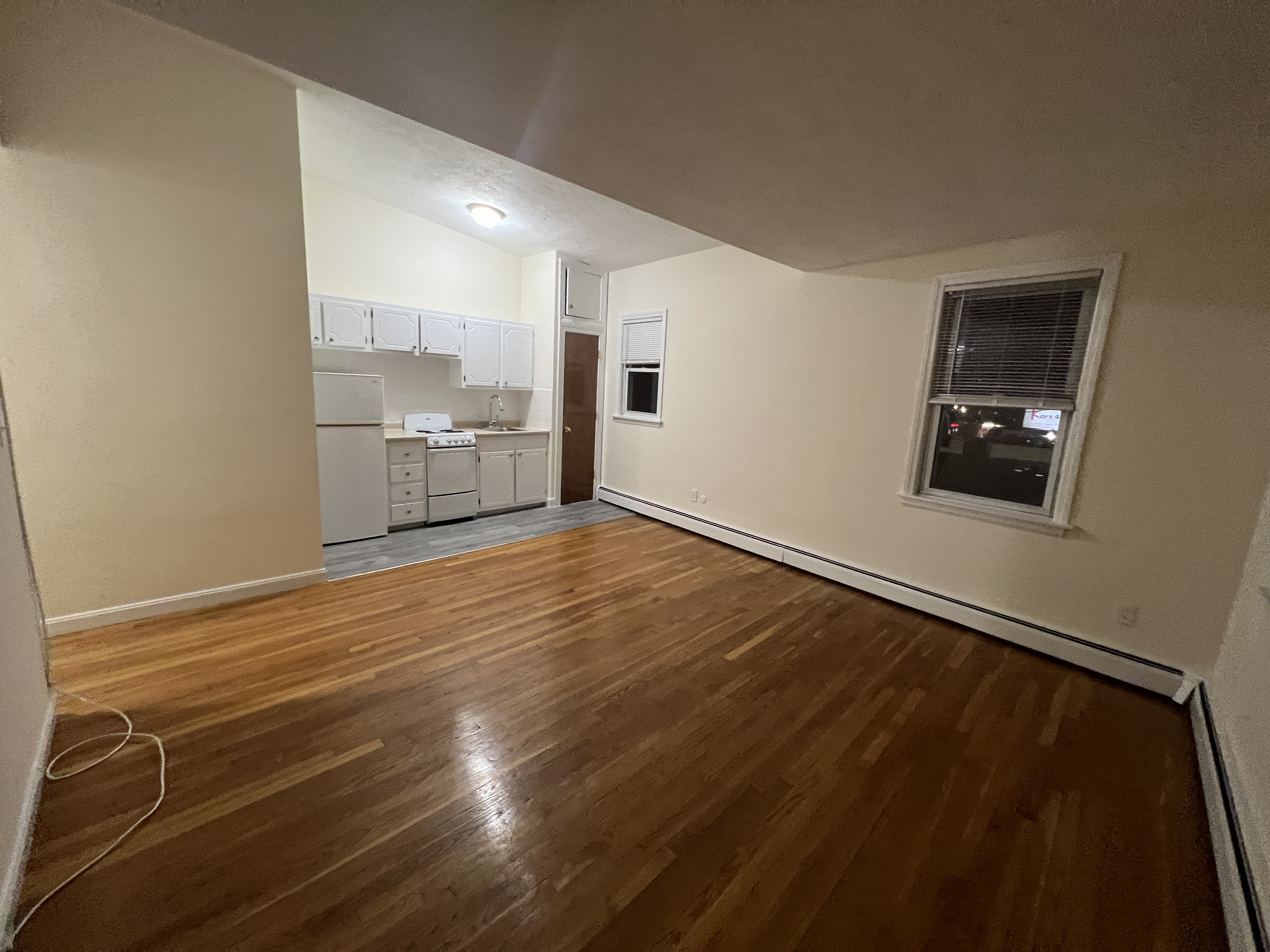 180 North Beacon St, Brighton