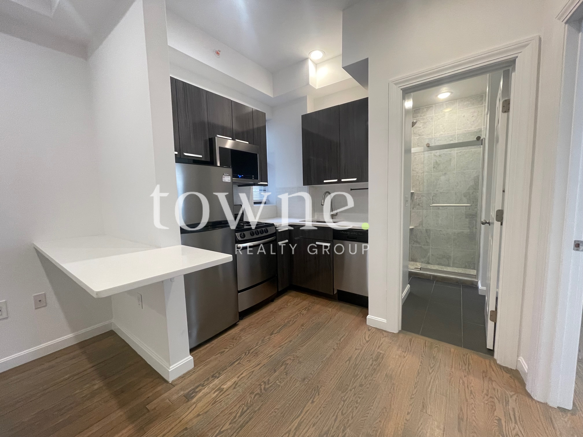 11 Queensberry St, Fenway