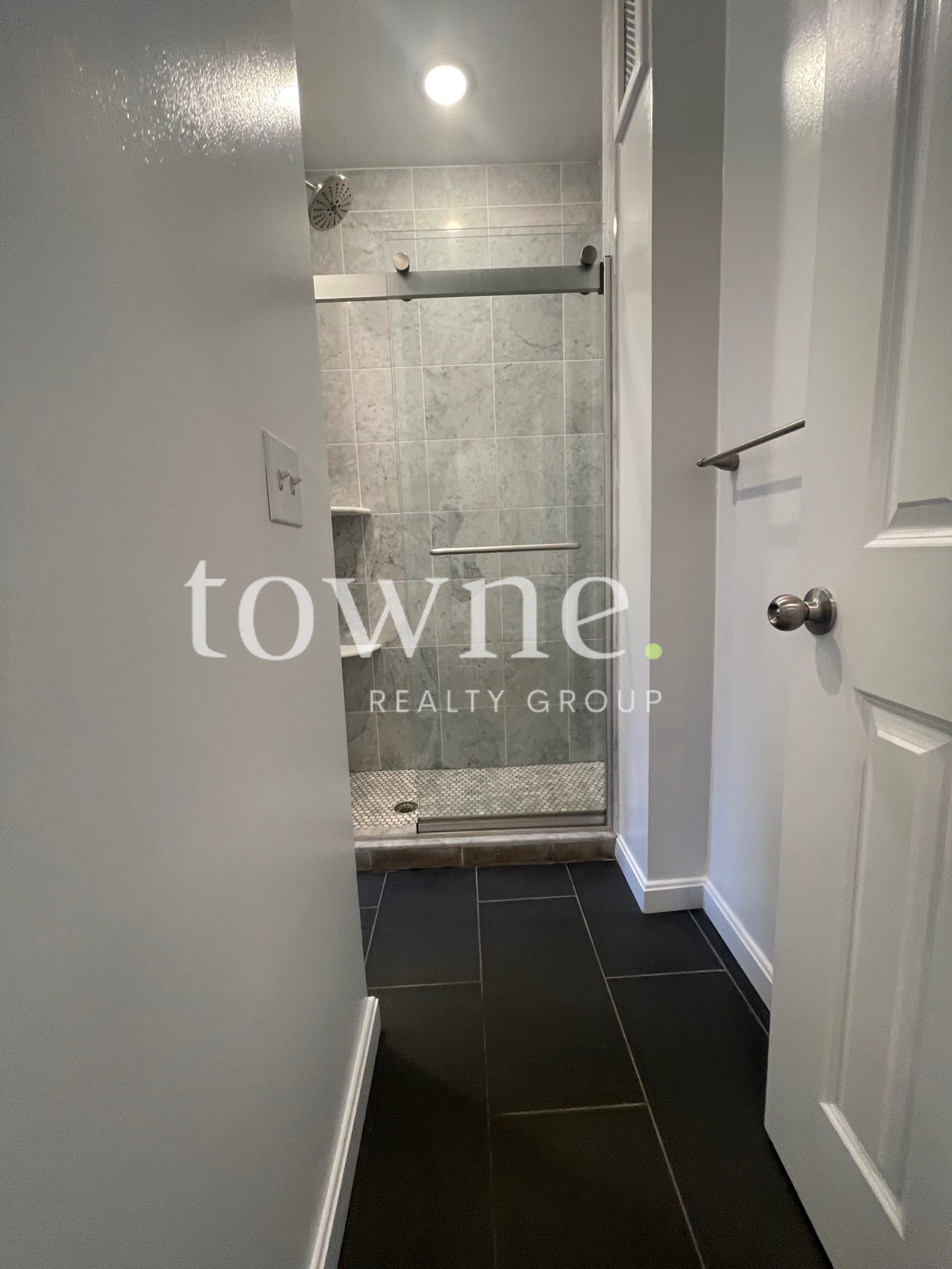 11 Queensberry St, Fenway