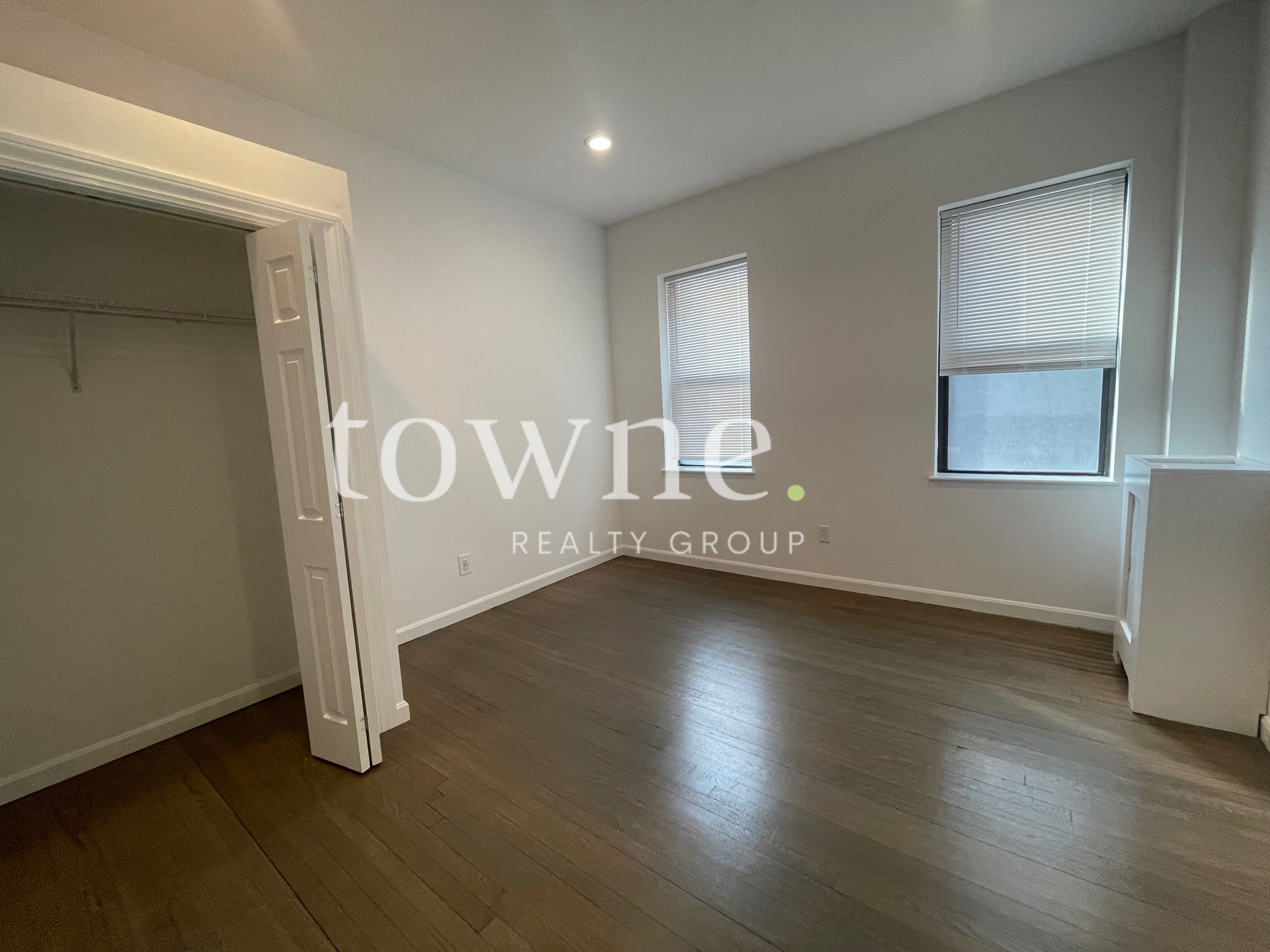 11 Queensberry St, Fenway