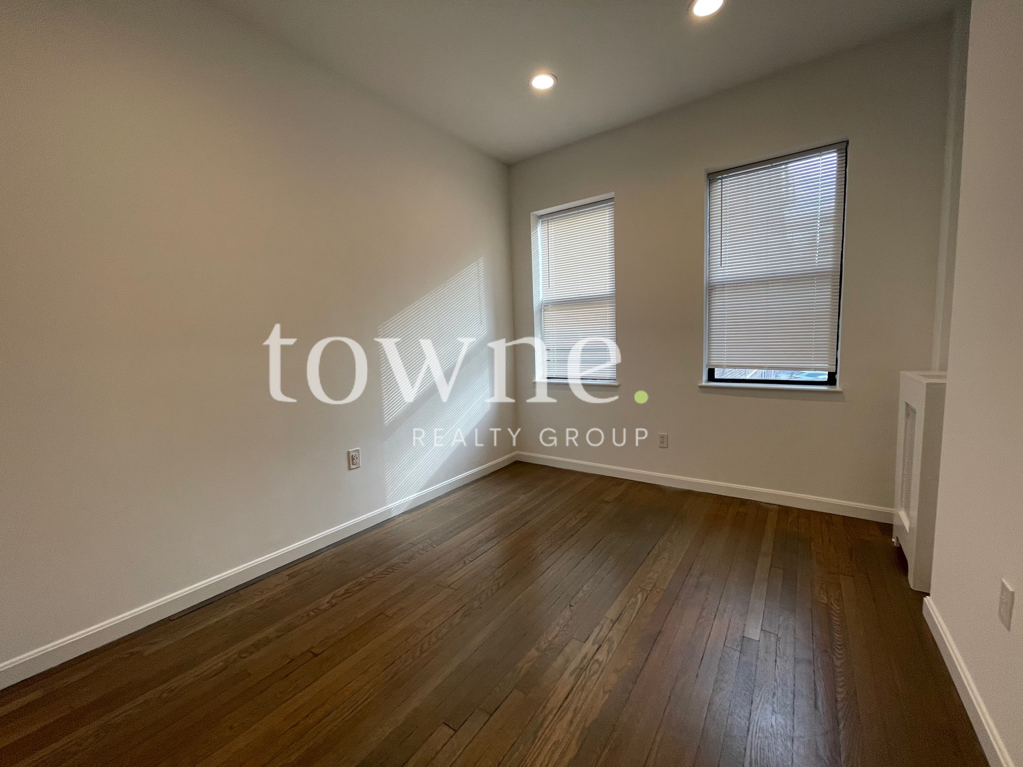 11 Queensberry St, Fenway