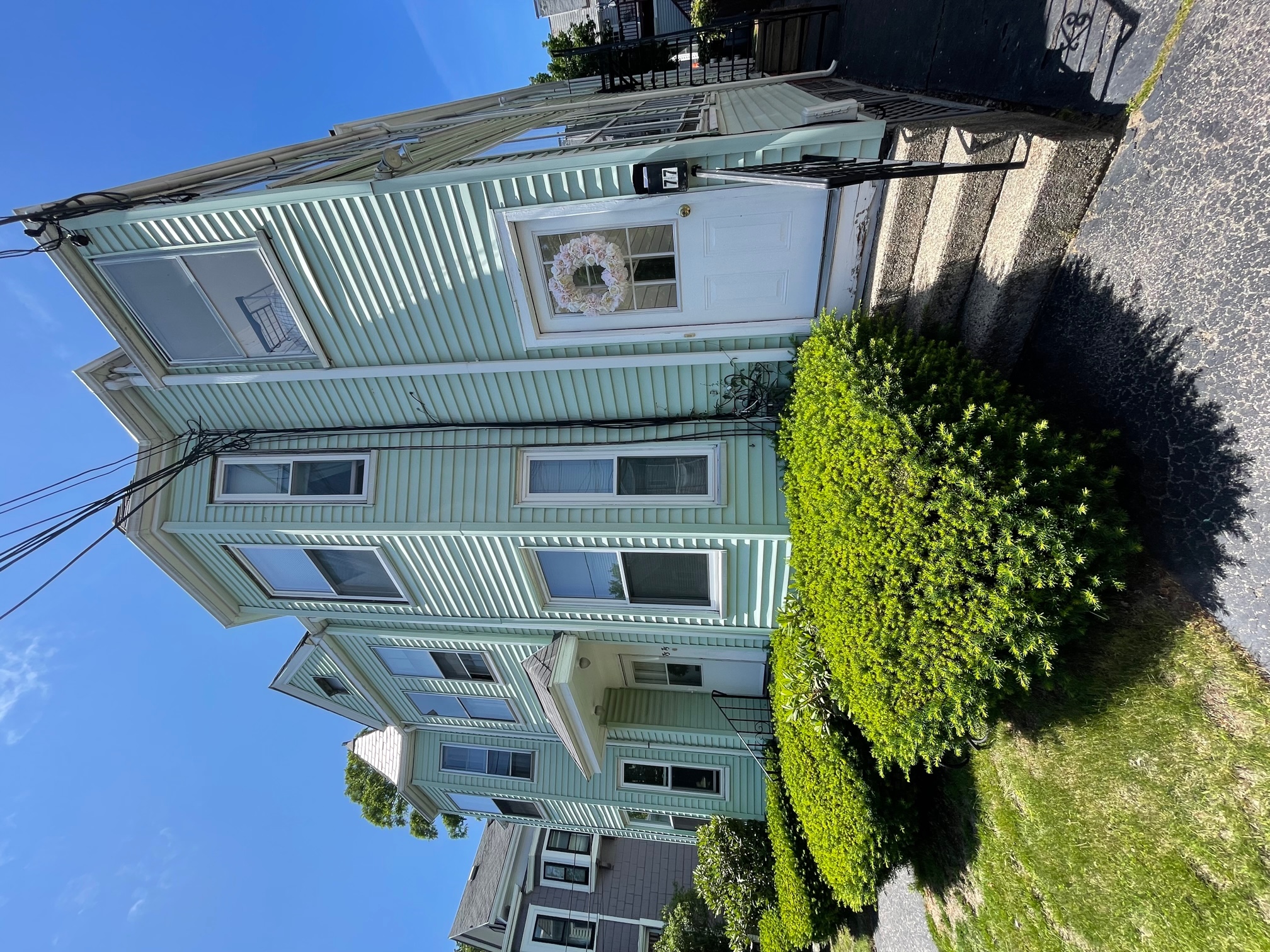 75 Dover St, Davis Square