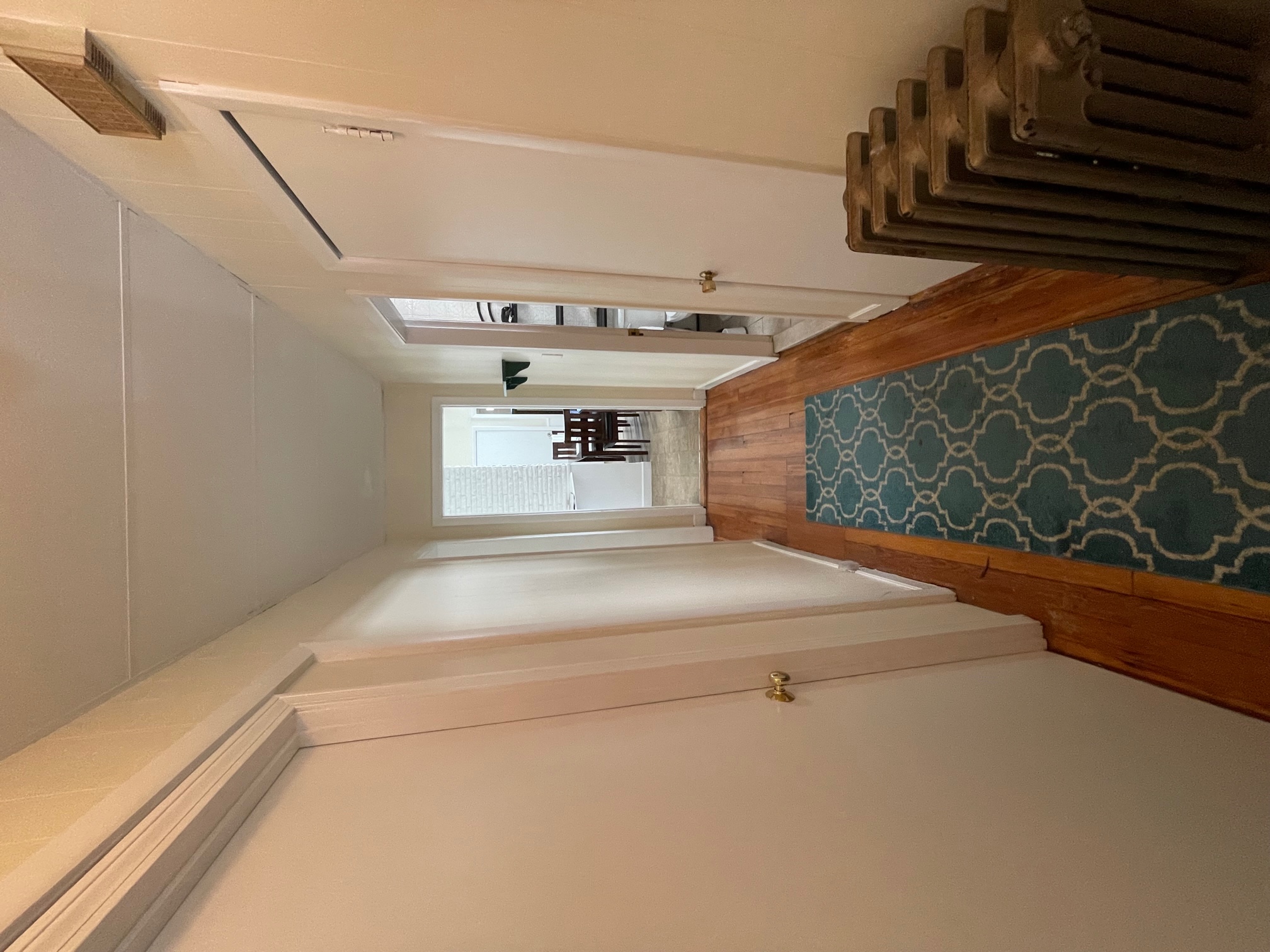 26 Russell Rd, Teele Square