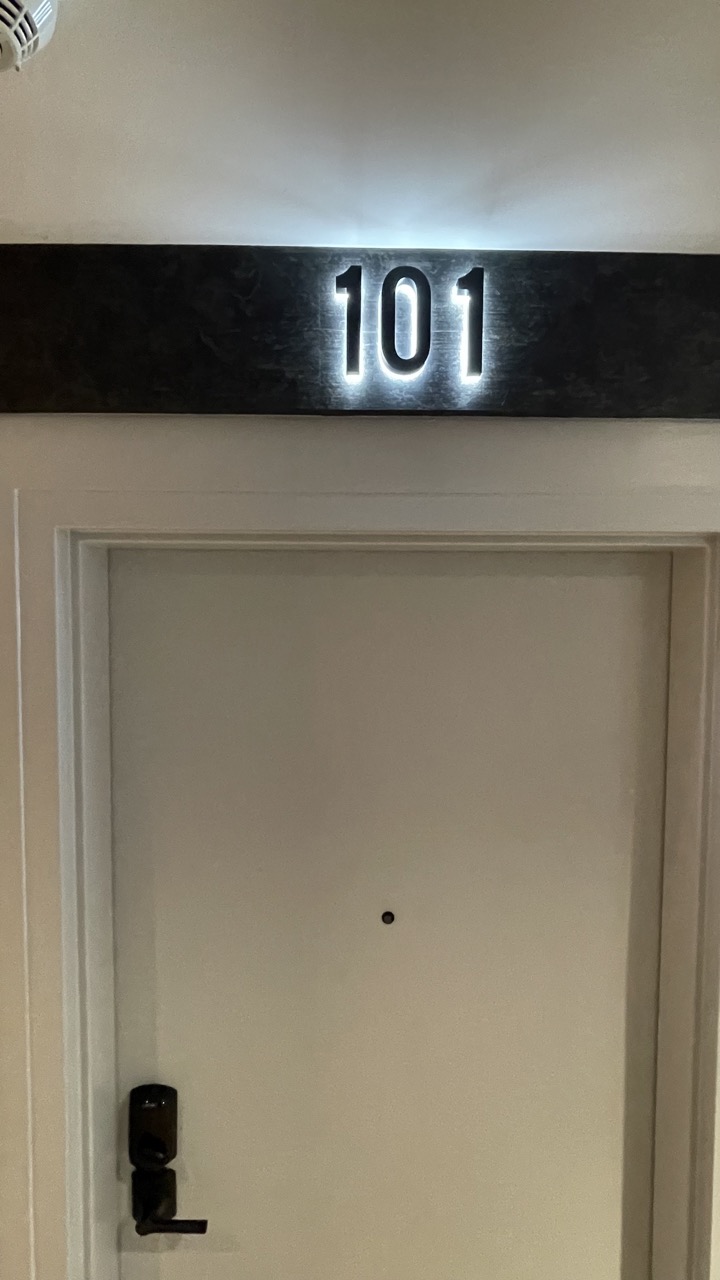 54 Auburn St, Coolidge Corner