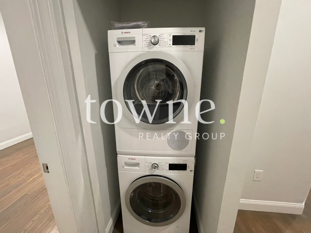 19 Queensberry St, Fenway