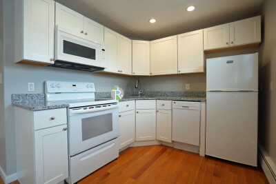 121 Ash St, South Side