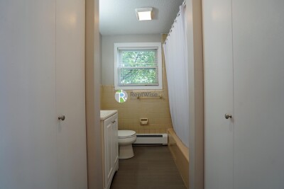 121 Ash St, South Side