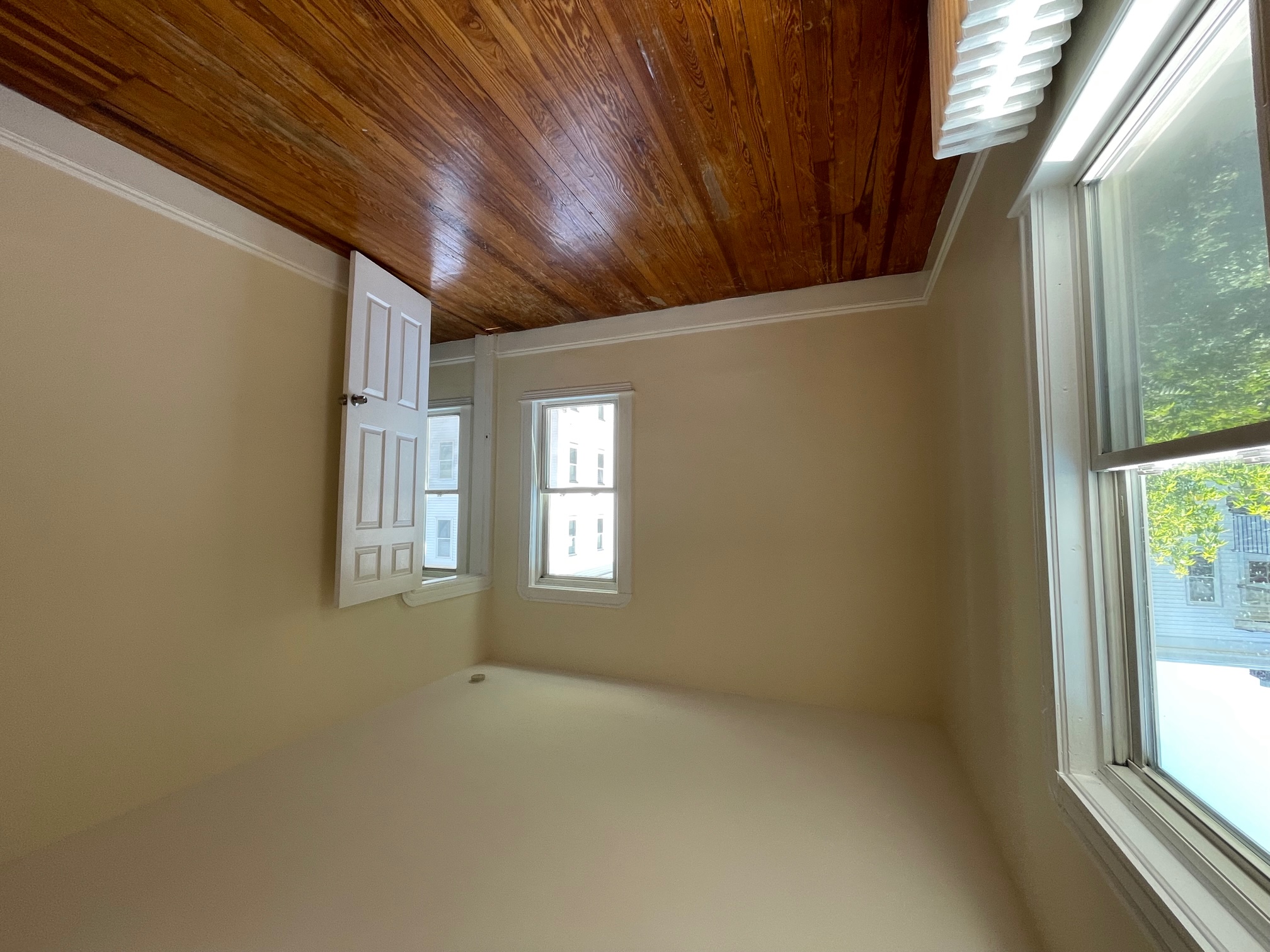 26 Russell Rd, Teele Square